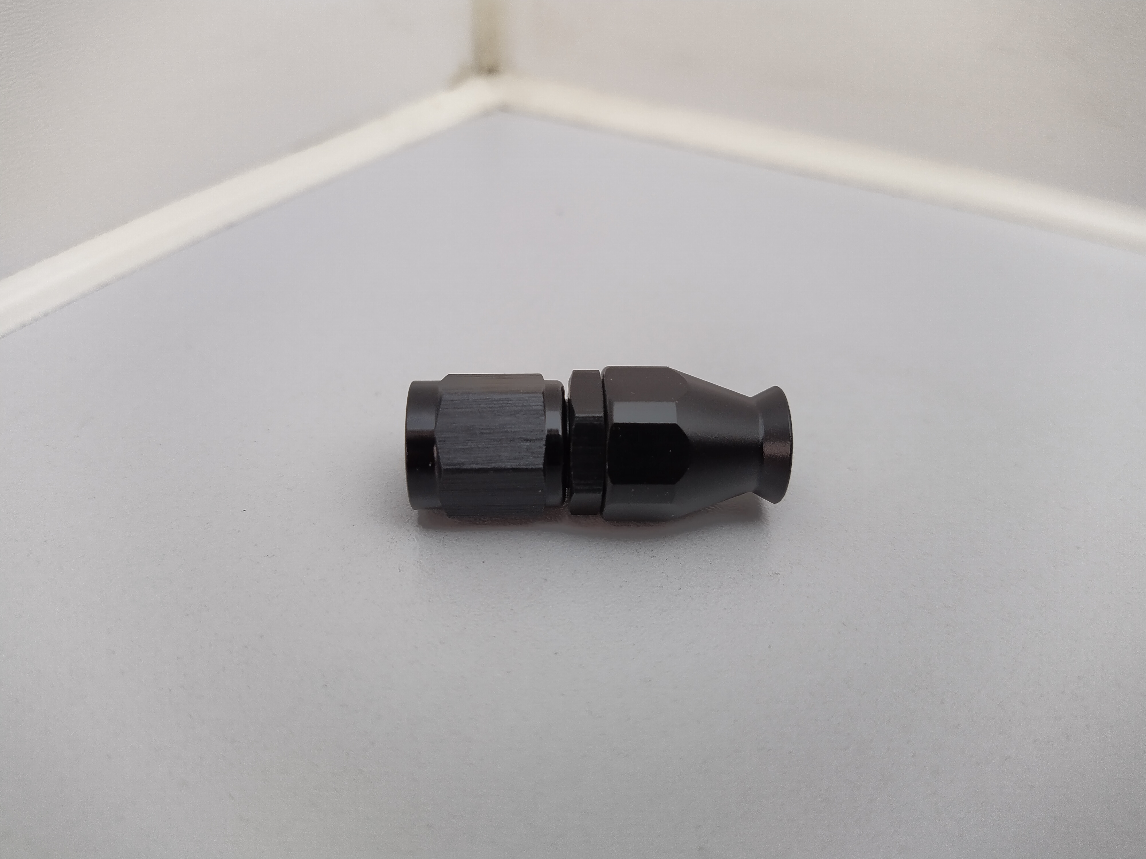 PTFE Alu-Fitting schwarz AN4 Dash 4 gerade PTFE Alu-Fitting schwarz AN4 Dash 4 gerade