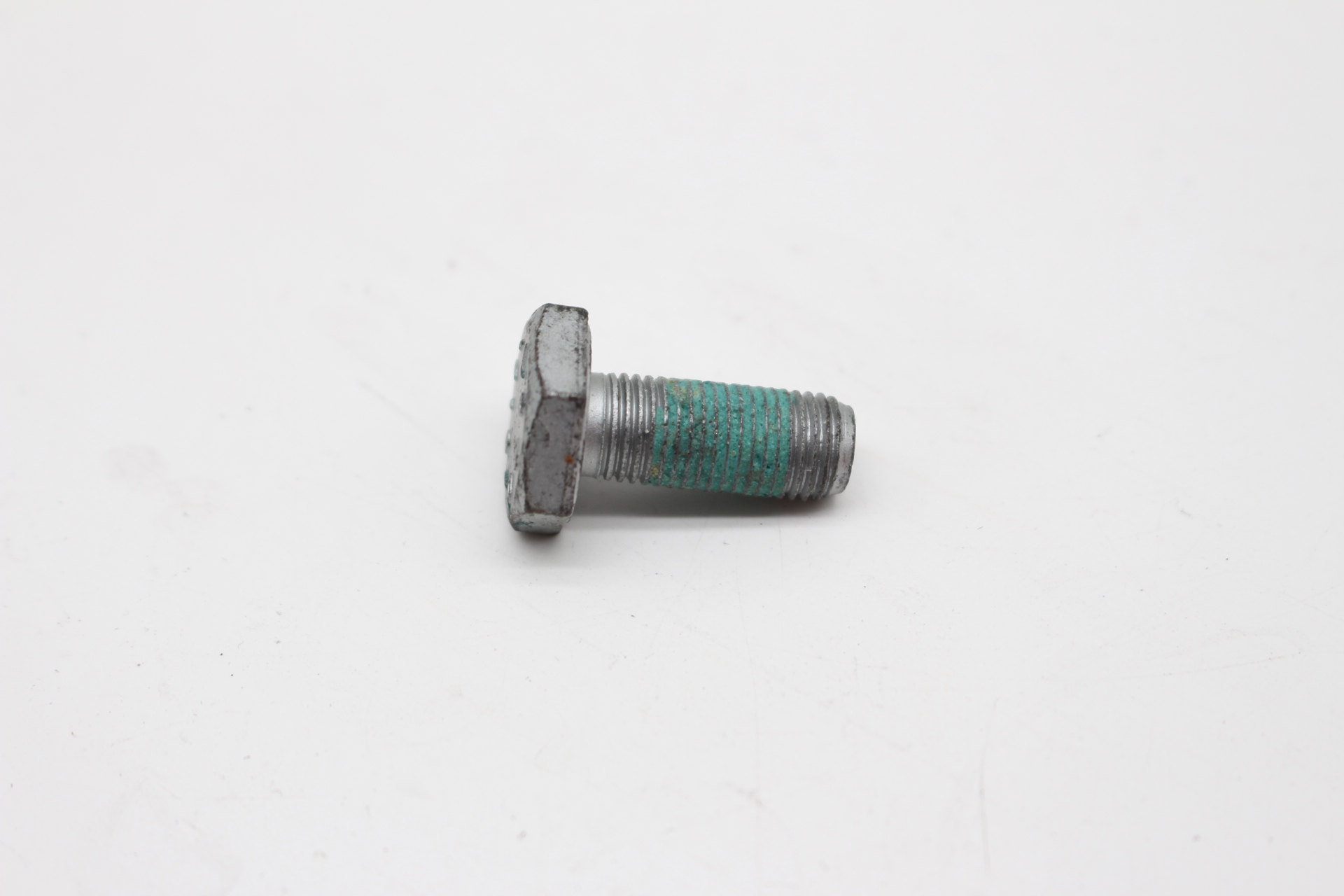 Citroen / Peugeot / FIAT Dehnschraube M9 für Schwungrad 053740 NEU NOS NEW OEM