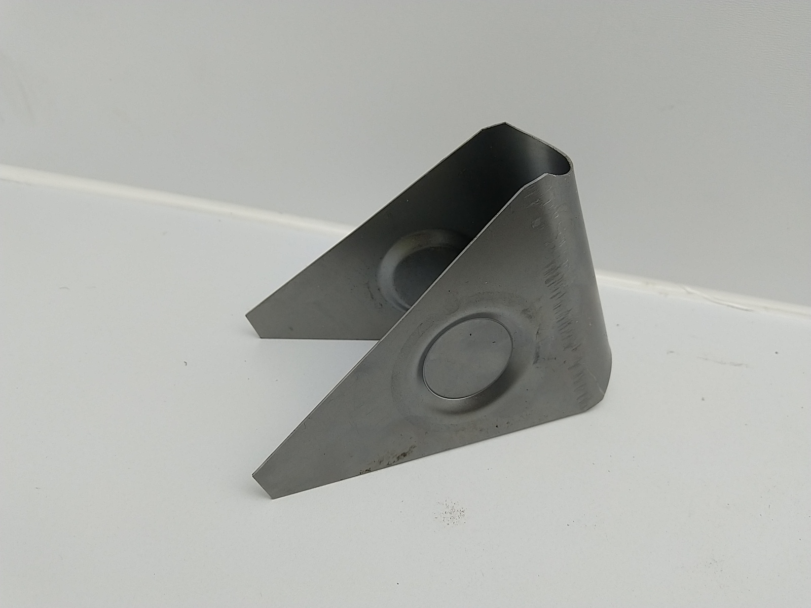 45 Grad Knotenblech Überrollkäfig Stützen geschlossen 45 Grad Knotenblech Überrollkäfig Stützen geschlossen