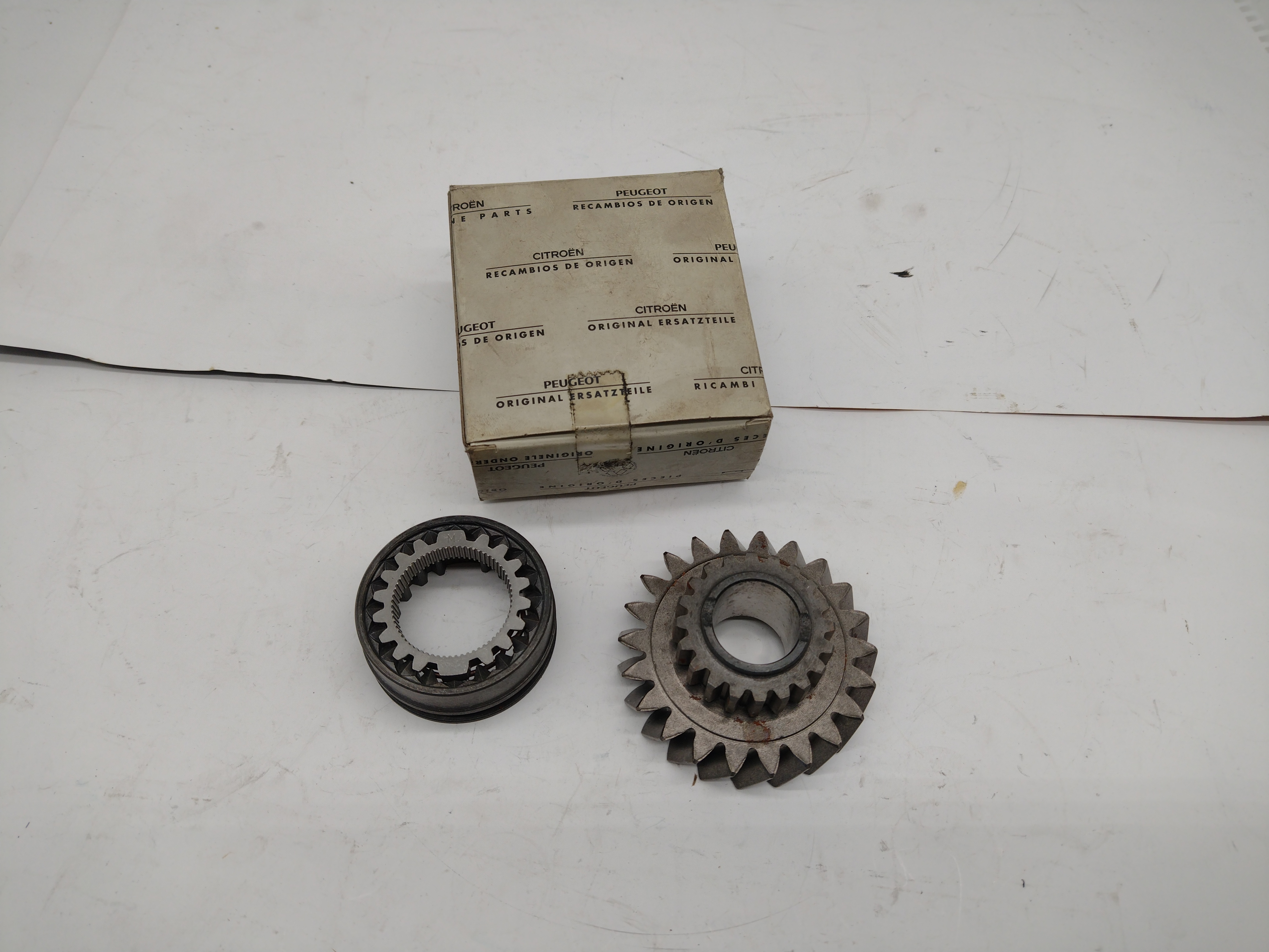 Peugeot / Citroen SYNCHRON FÜR GETRIEBE 238145 NEU NOS NEW OEM Peugeot / Citroen SYNCHRON FÜR GETRIEBE 238145 NEU NOS NEW OEM