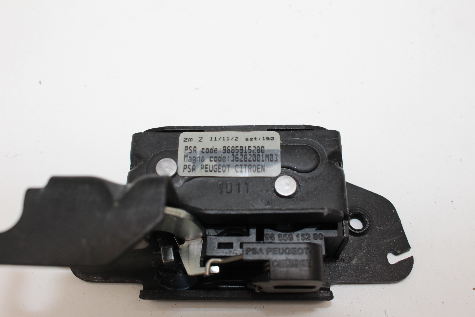 Peugeot / Citroen Heckklappenschloss 8719F7 NOS NEW OEM