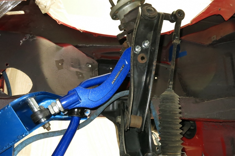 Hardrace High Angle Zugstrebe vorne für Nissan 240SX / SILVIA 5. S13, Z 4. Z32