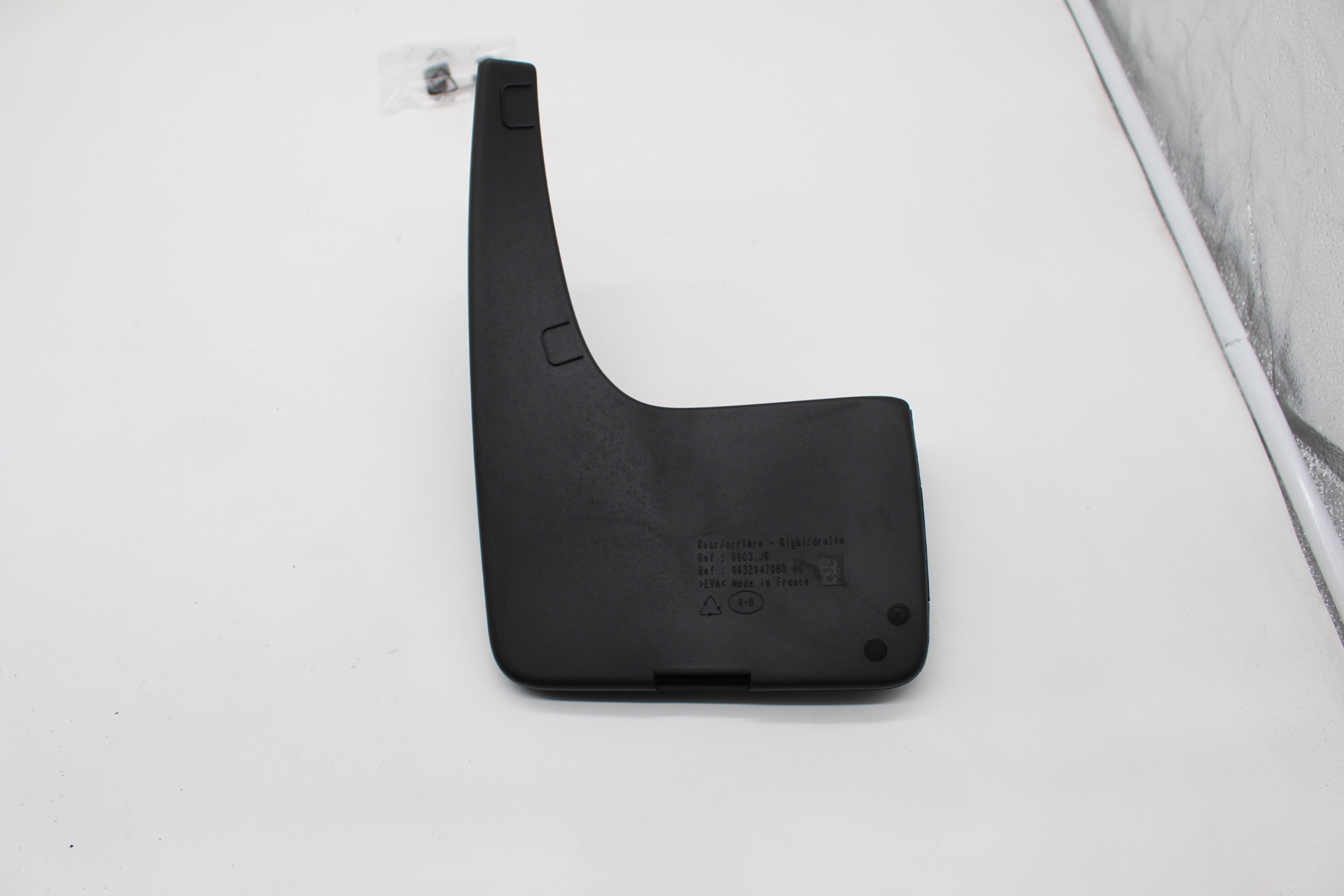 Peugeot 206 Schmutzfänger Mudflap Hinten Recht 8530P1 NEU NOS NEW OEM