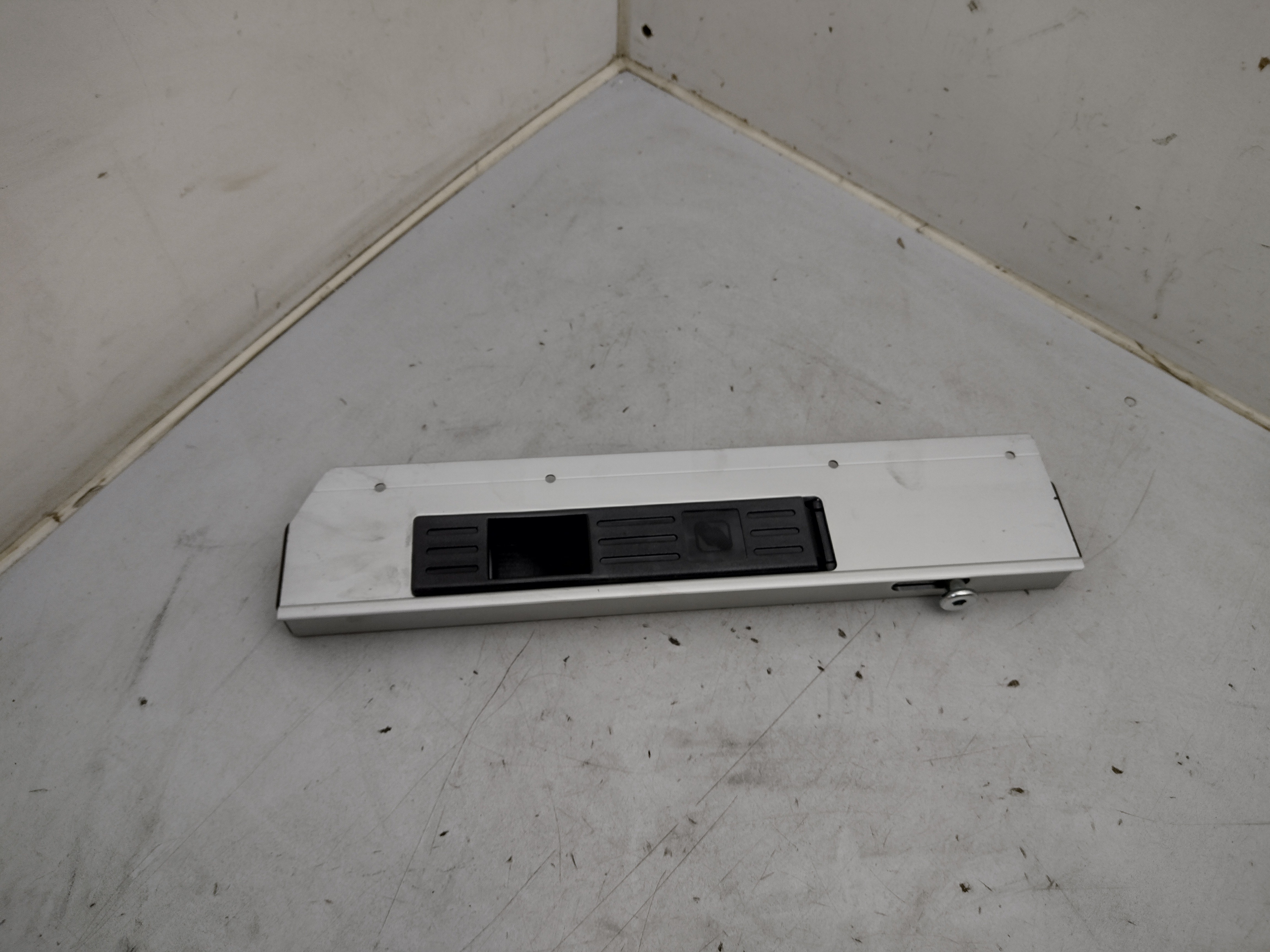 Peugeot / Citroen / FIAT Scharnier Verschluss vorne rechts / hinten links 7220G9 NEU NOS NEW OEM Peugeot / Citroen / FIAT Scharnier Verschluss vorne rechts / hinten links 7220G9 NEU NOS NEW OEM