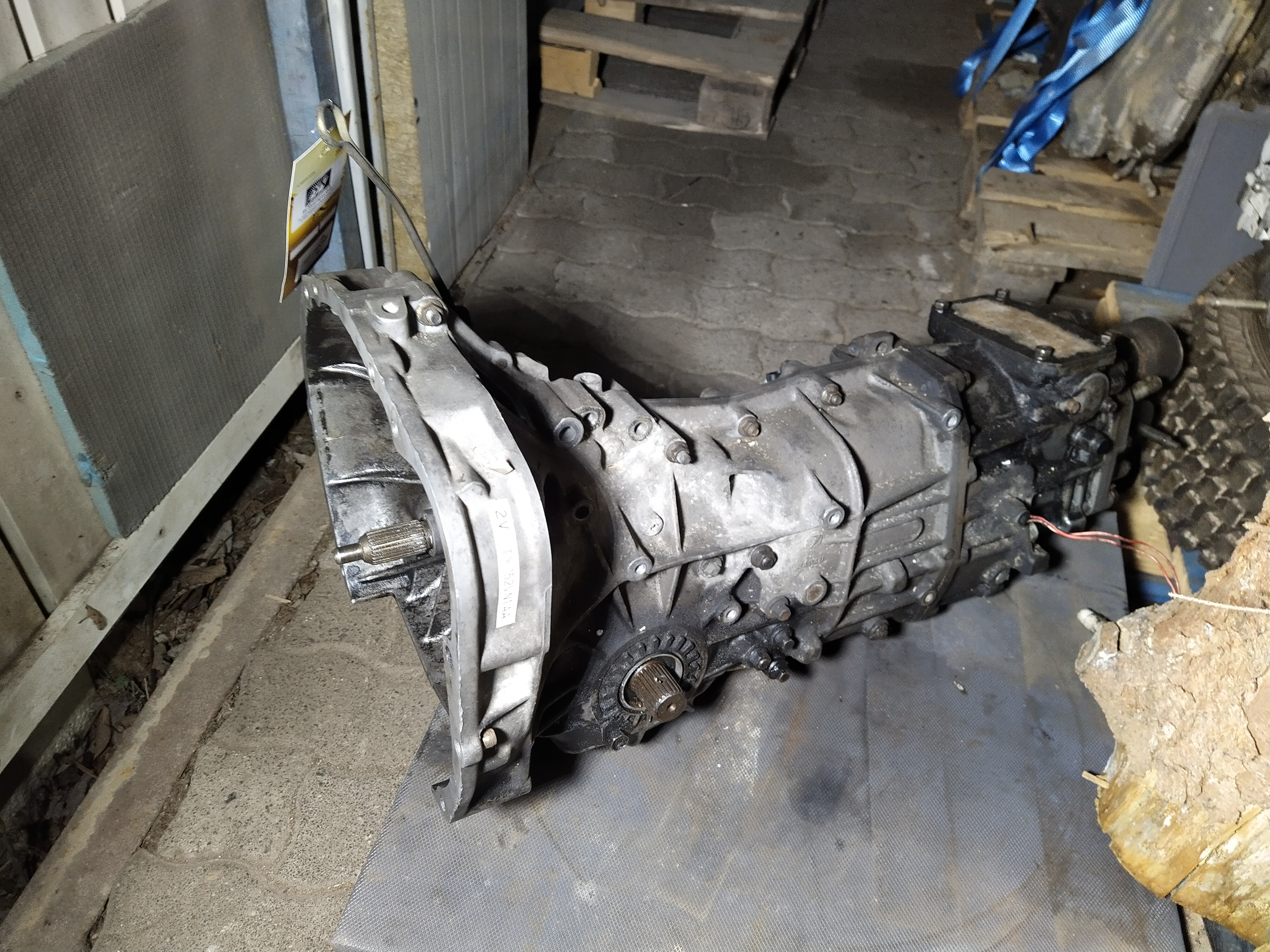 defektes Schaltgetriebe  Subaru Legacy Turbo BC BJF TY752VA1AA defektes Schaltgetriebe  Subaru Legacy Turbo BC BJF TY752VA1AA