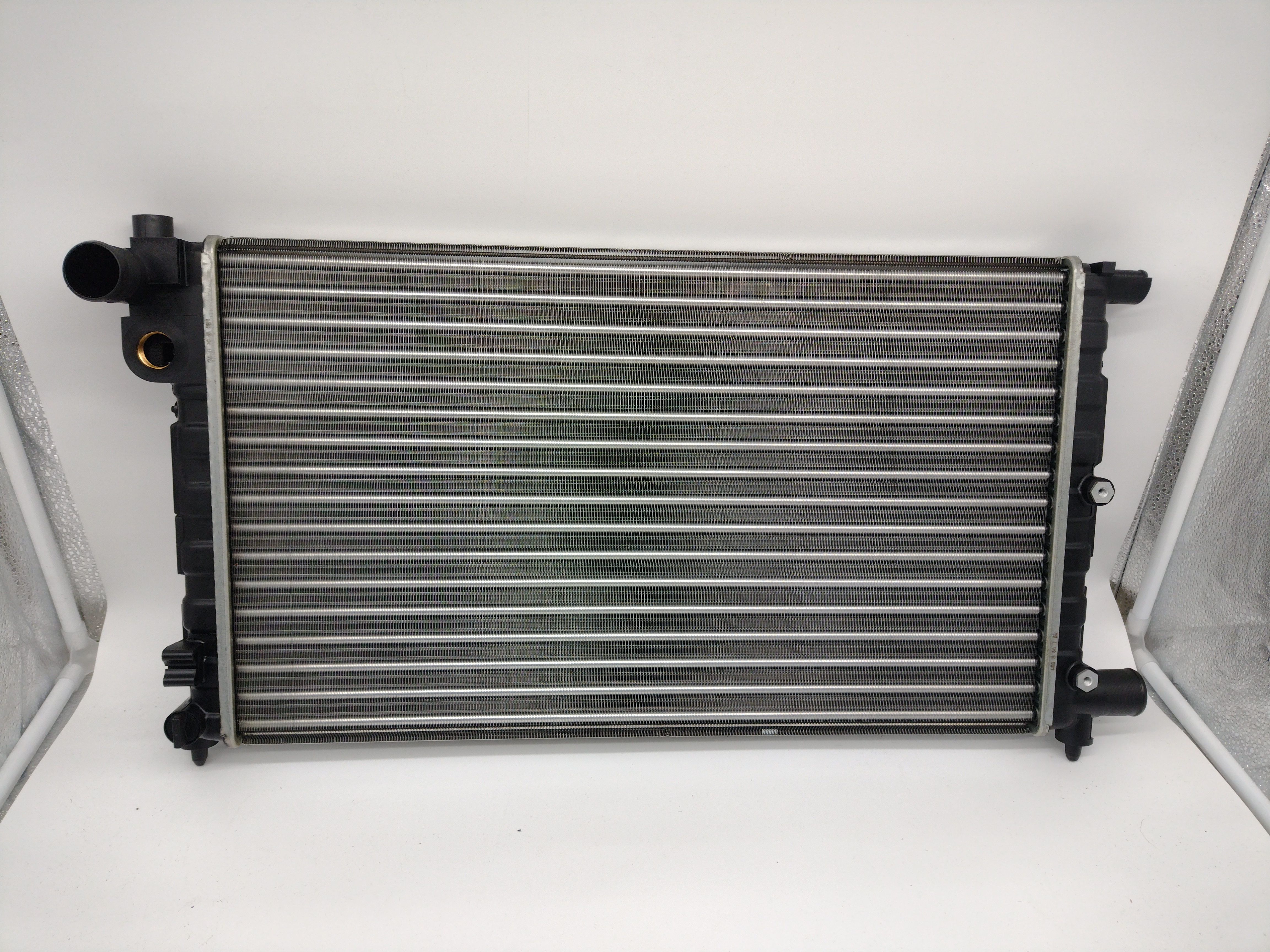 PEUGEOT 106 1 I 1.4D 92-96 Wasserkühler Kühler 1301L5 NEU NOS NEW OEM PEUGEOT 106 1 I 1.4D 92-96 Wasserkühler Kühler 1301L5 NEU NOS NEW OEM