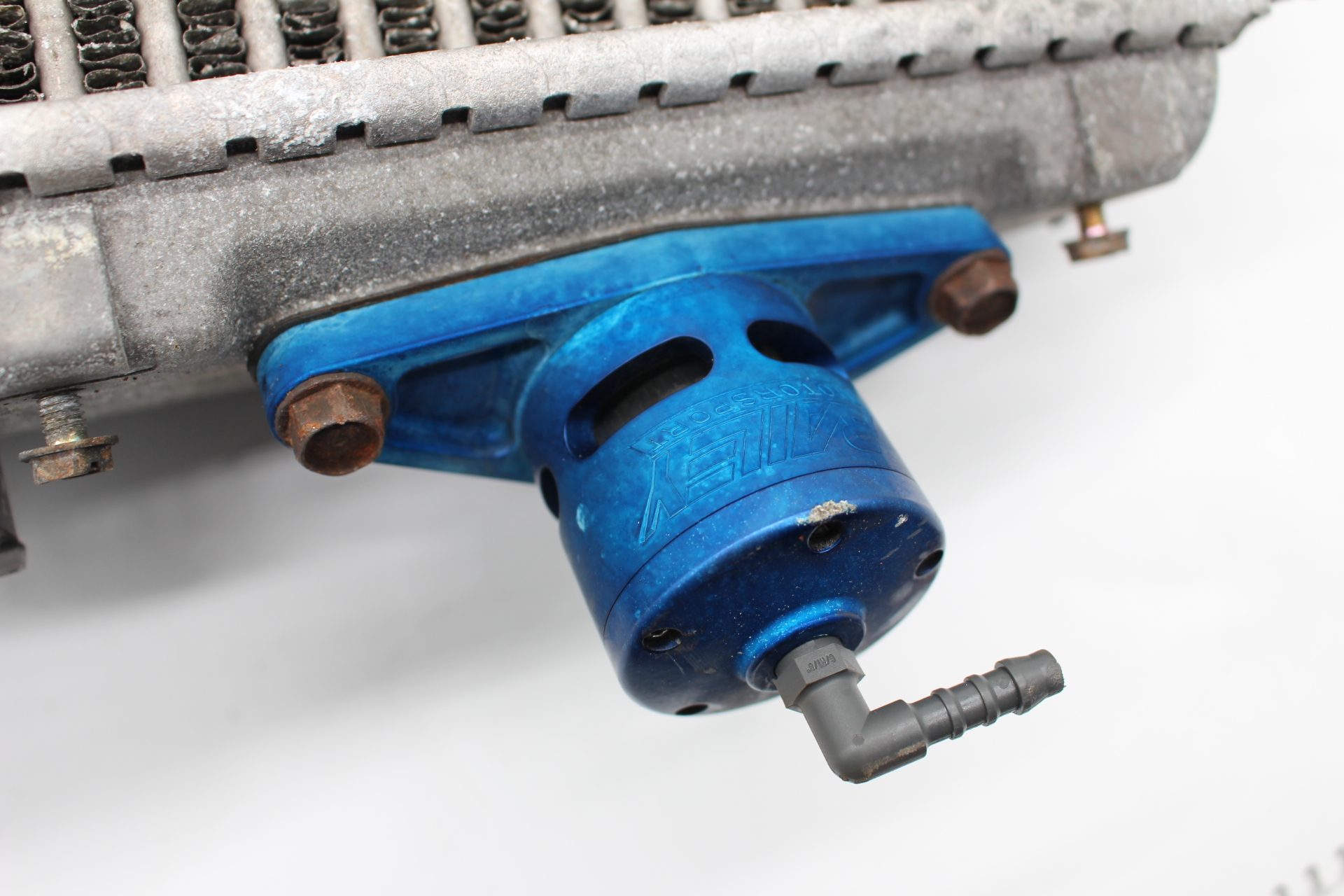 Ladeluftkühler mit offenen BOV & Y-Pipe für Subaru Impreza GD GG 01-04 