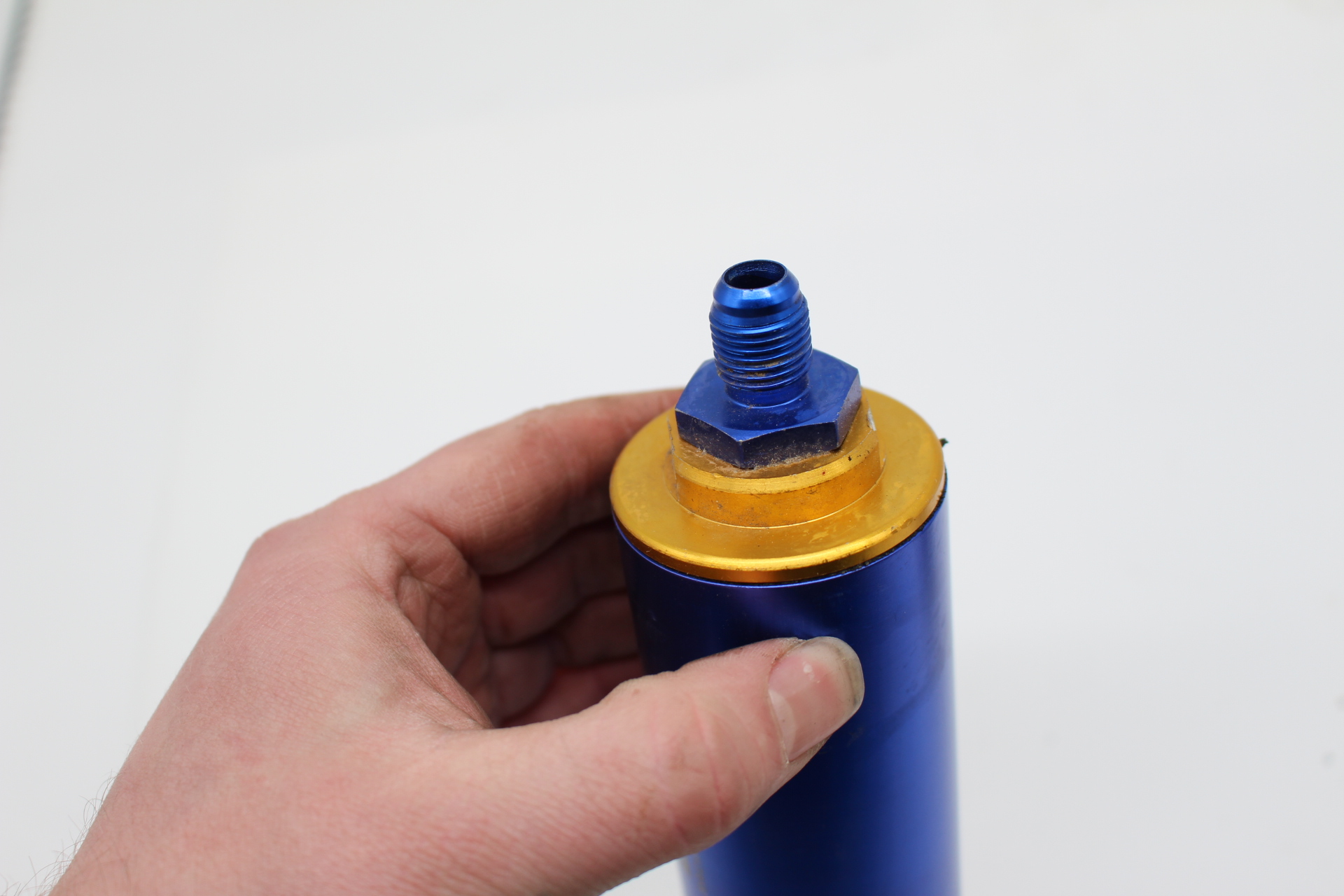 Motorsport Benzinfilter Kraftstoffilter mit Dash 6 AN6 Anschlüssen und Halter