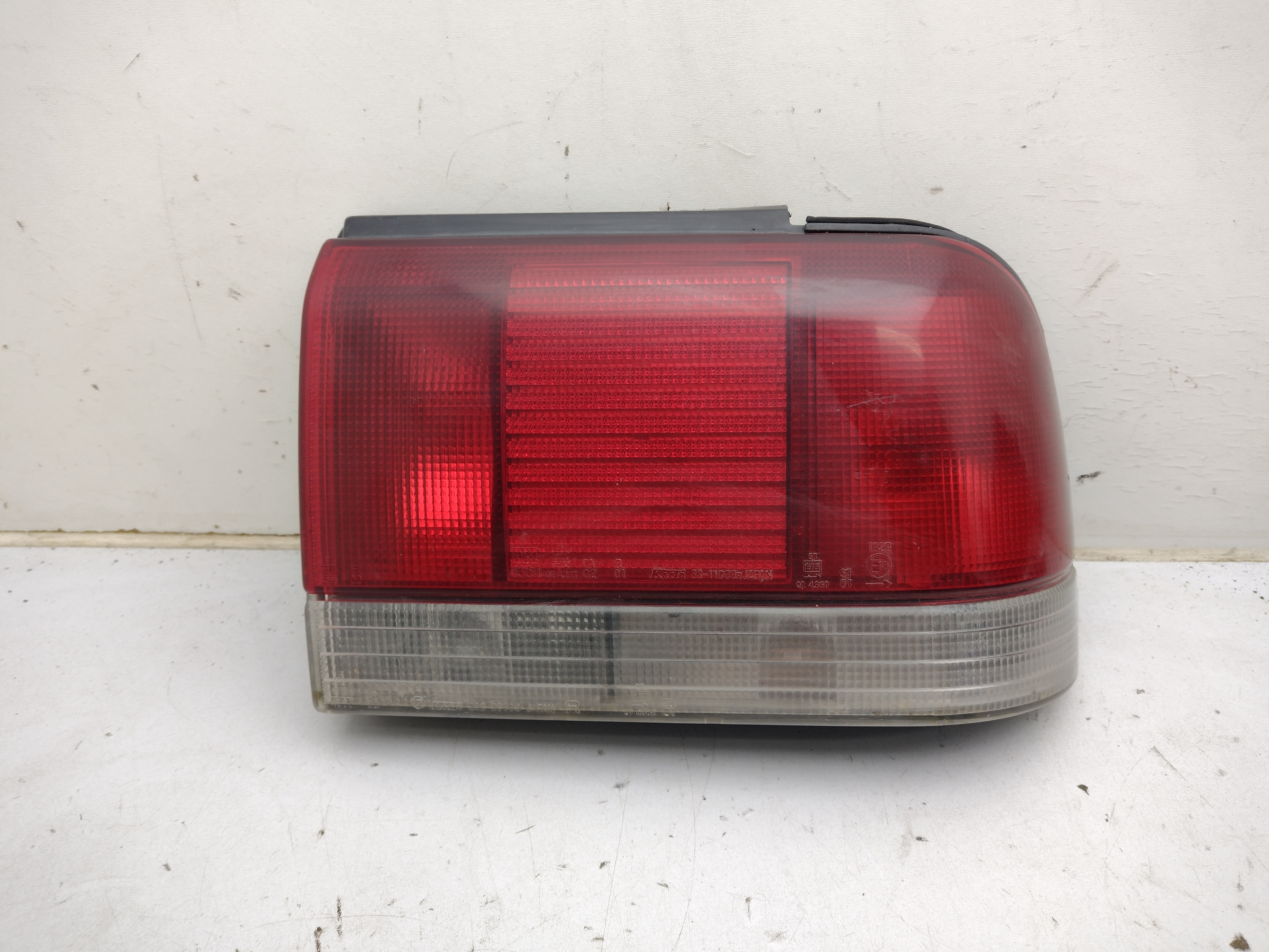 Rücklicht Rückleuchte rechts für Subaru Legacy BC 91-94 Rücklicht Rückleuchte rechts für Subaru Legacy BC 91-94