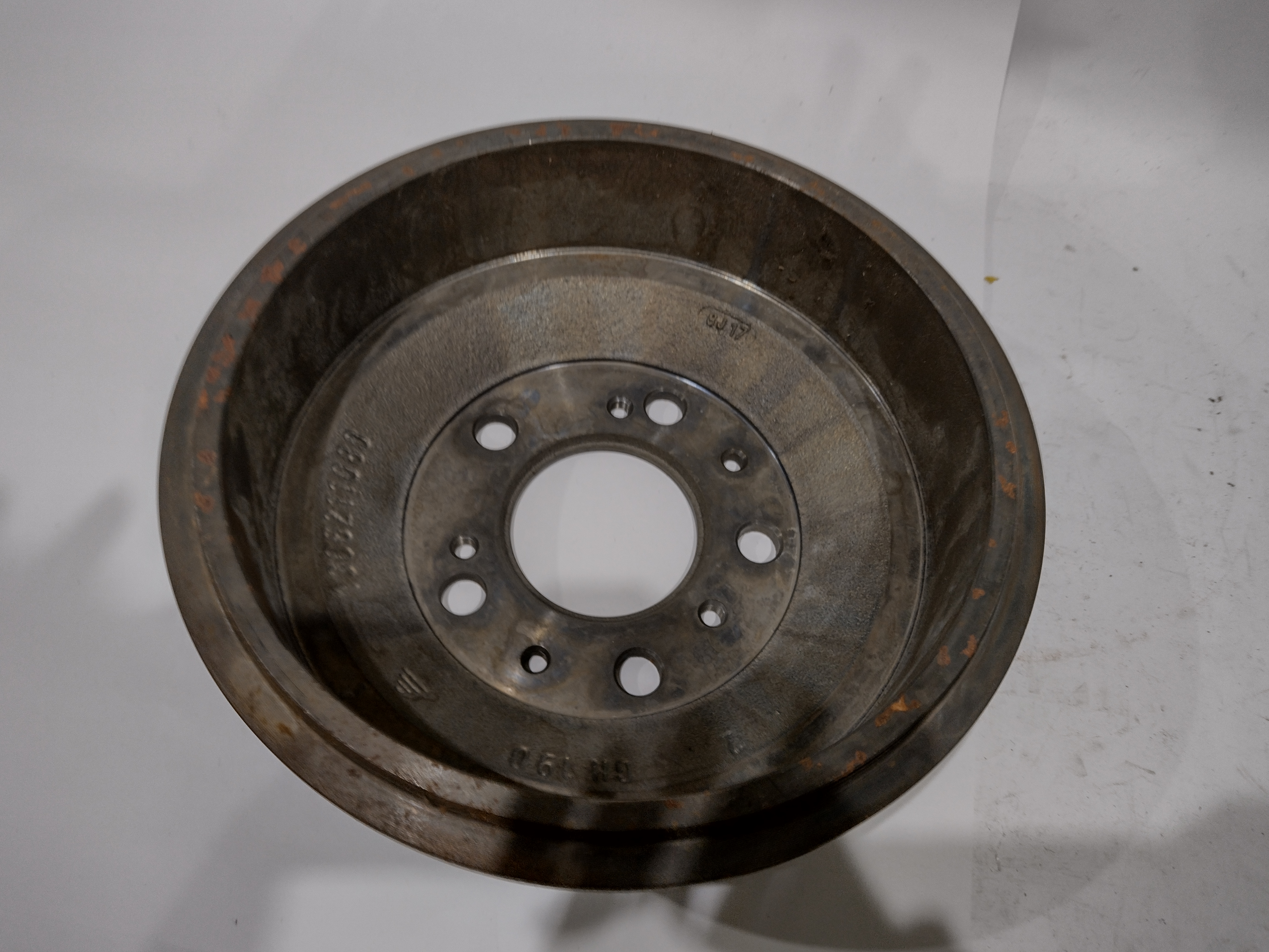 Peugeot / Citroen Bremstrommel 424738 NEU NOS NEW