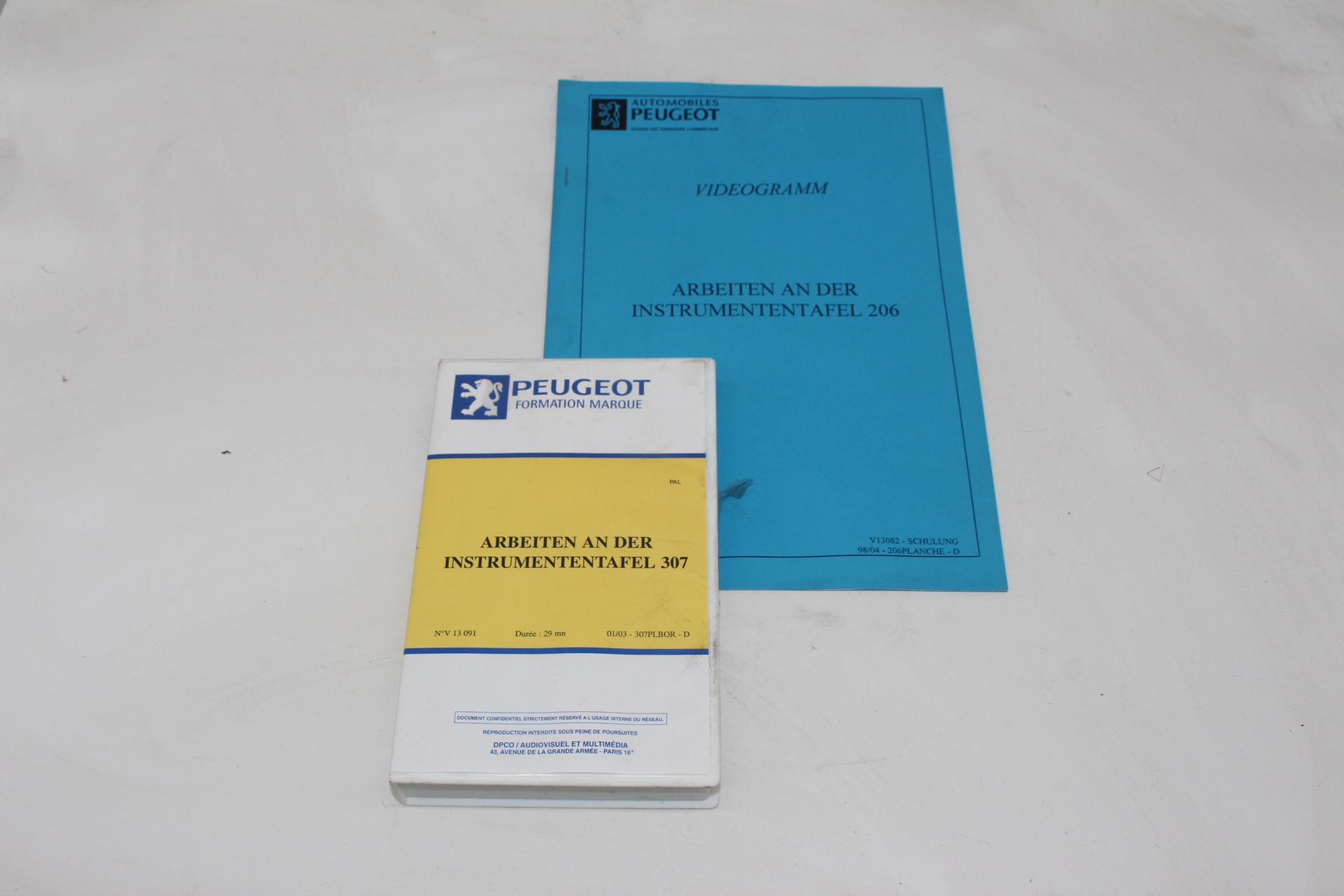 Peugeot Lehrvideokassette – ARBEITEN AN DER INSTRUMENTENTAFEL 307