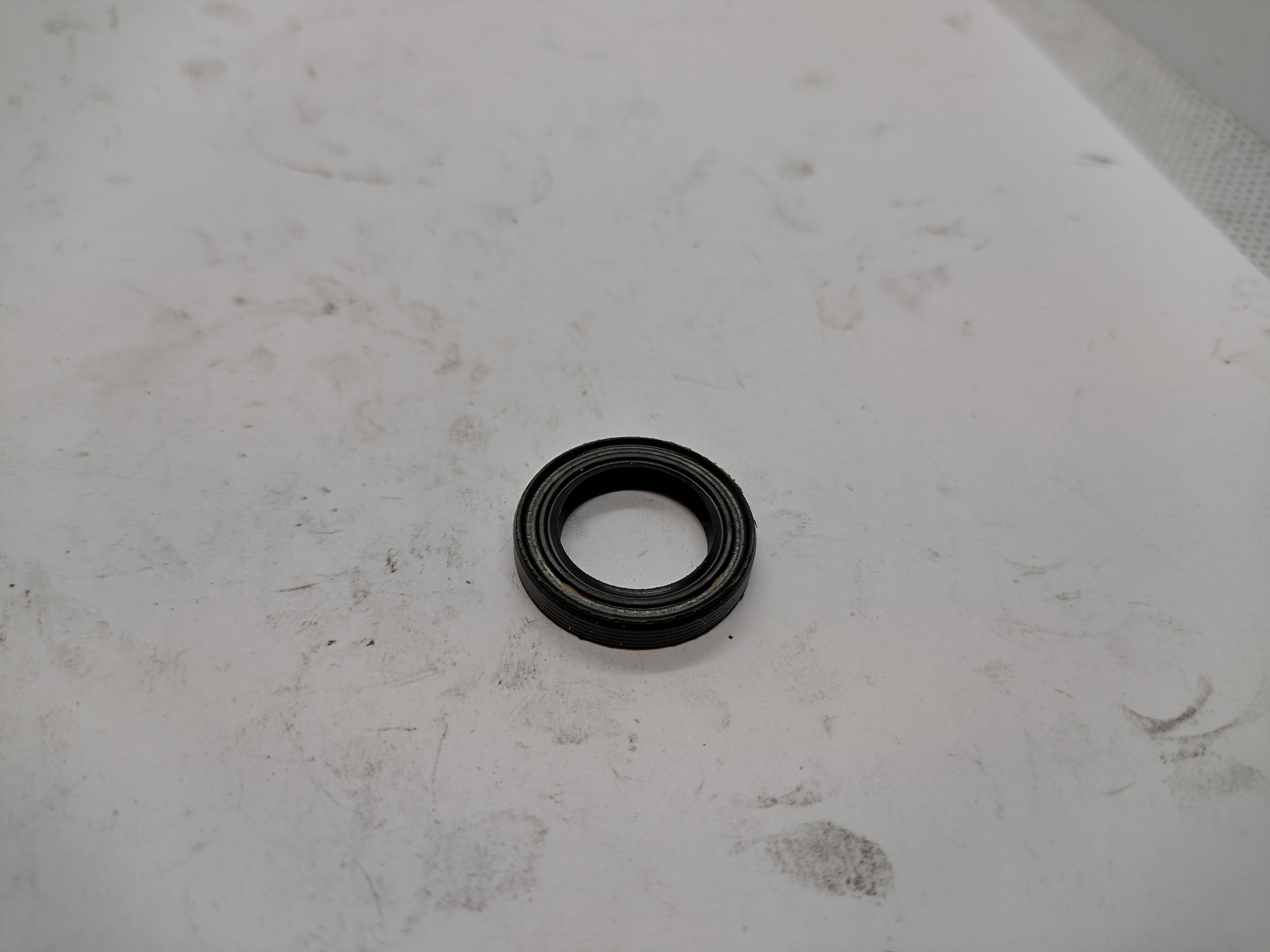 Peugeot / Citroen Dichtung, Schaltstangen-Achse 251514 9677565880 NEU NOS NEW OEM Peugeot / Citroen Dichtung, Schaltstangen-Achse 251514 9677565880 NEU NOS NEW OEM