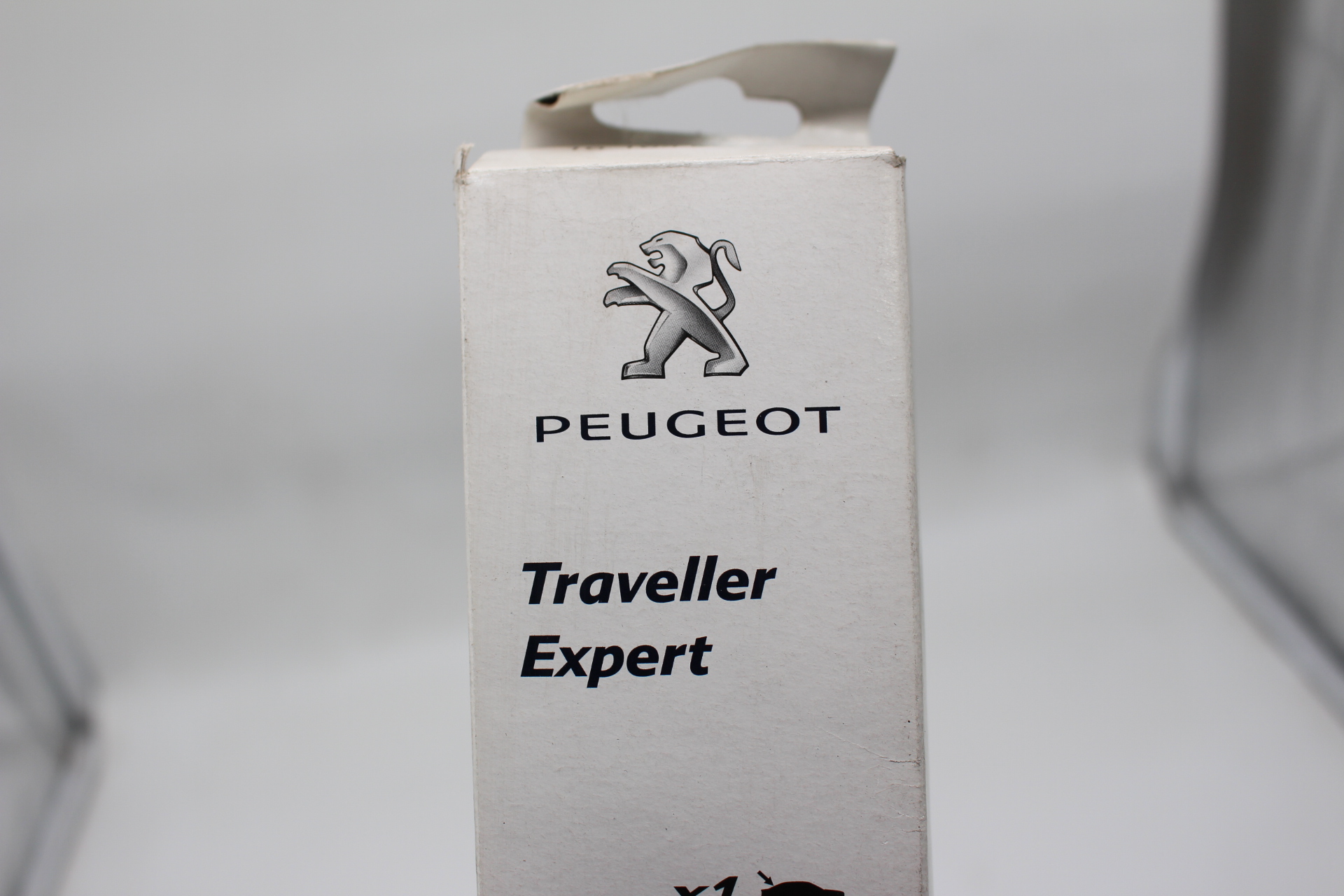 Peugeot 2008 208 Traveller Expert Wischerblatt hinten 300mm 1616433880 NEU NOS NEW OEM 