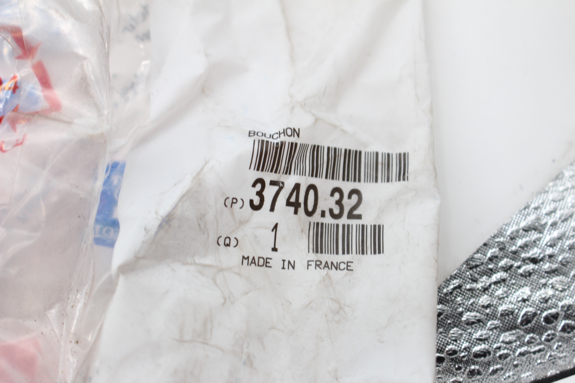 Citroen AX SAXO / Peugeot 106 Kappe, Radlager Radnabenabdeckung 374032 NEU NOS NEW OEM