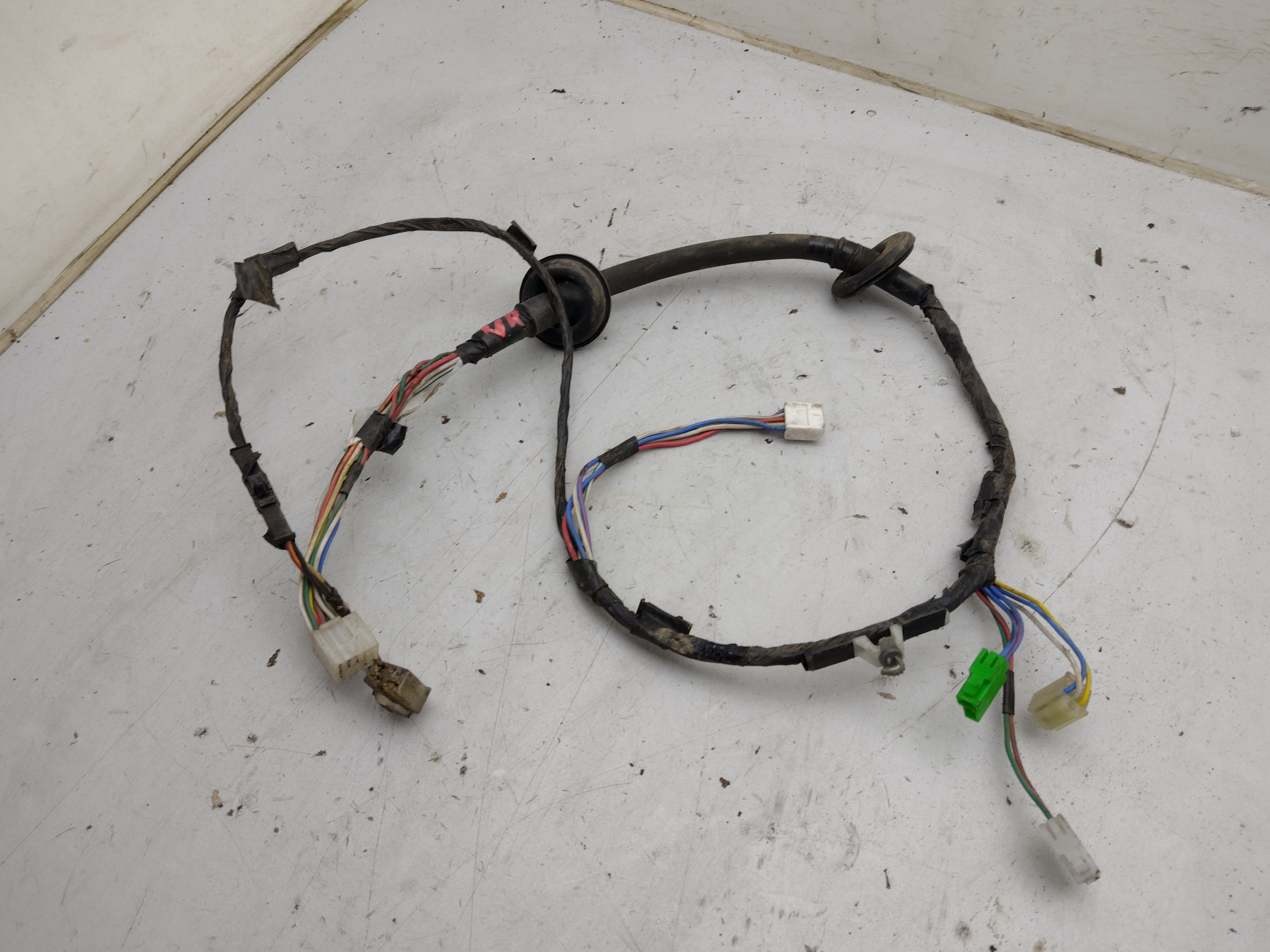 Tür kabelbaum vorne rechts für Subaru Legacy 1 BC BJF 89-94 Tür kabelbaum vorne rechts für Subaru Legacy 1 BC BJF 89-94