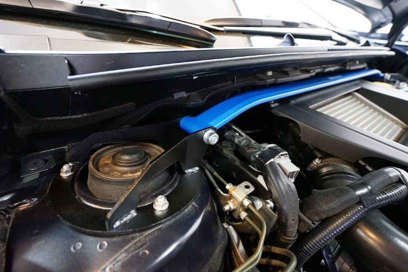 Hardrace Domstrebe vorne für Subaru Levorg 1. VM, WRX/STI VA 14-21