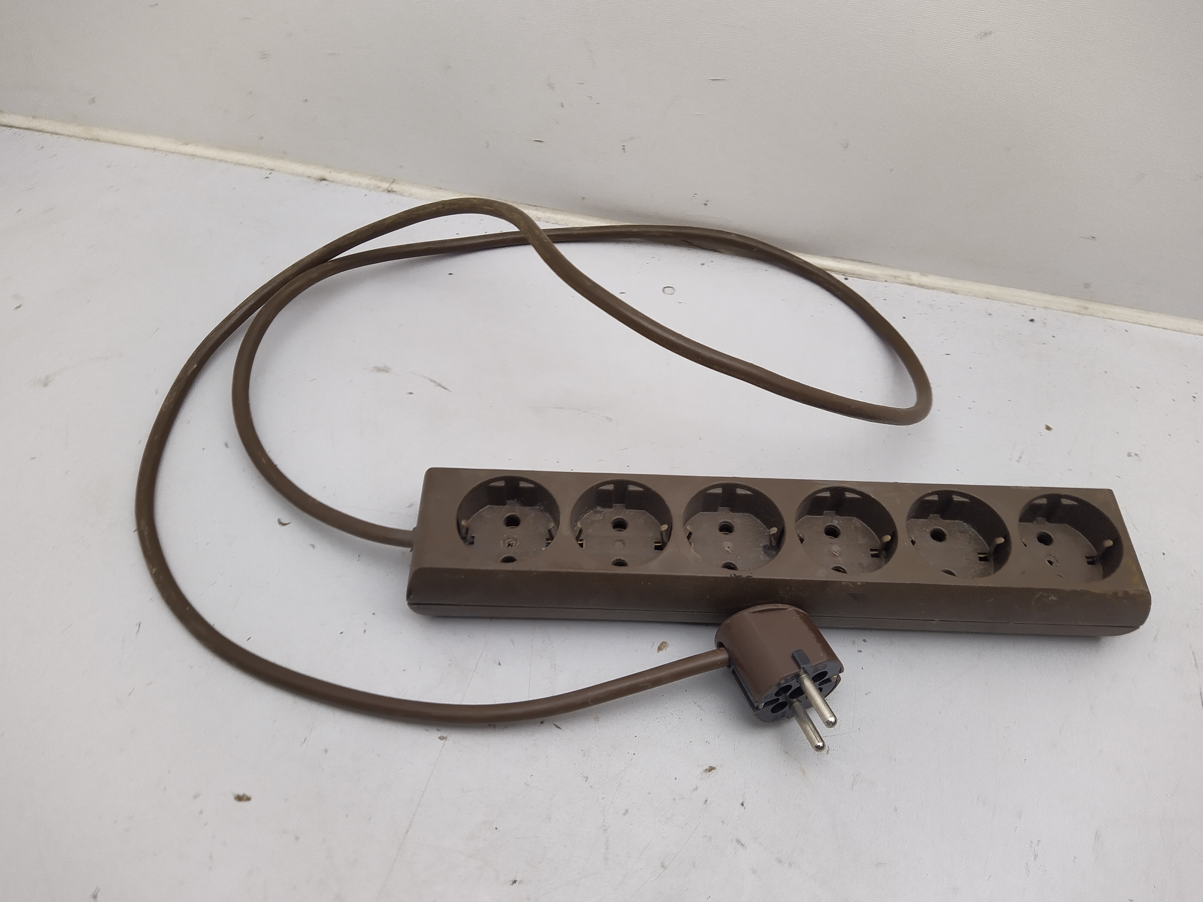 Retro 6 Fach Mehrfachsteckdose 230V Braun Retro 6 Fach Mehrfachsteckdose 230V Braun