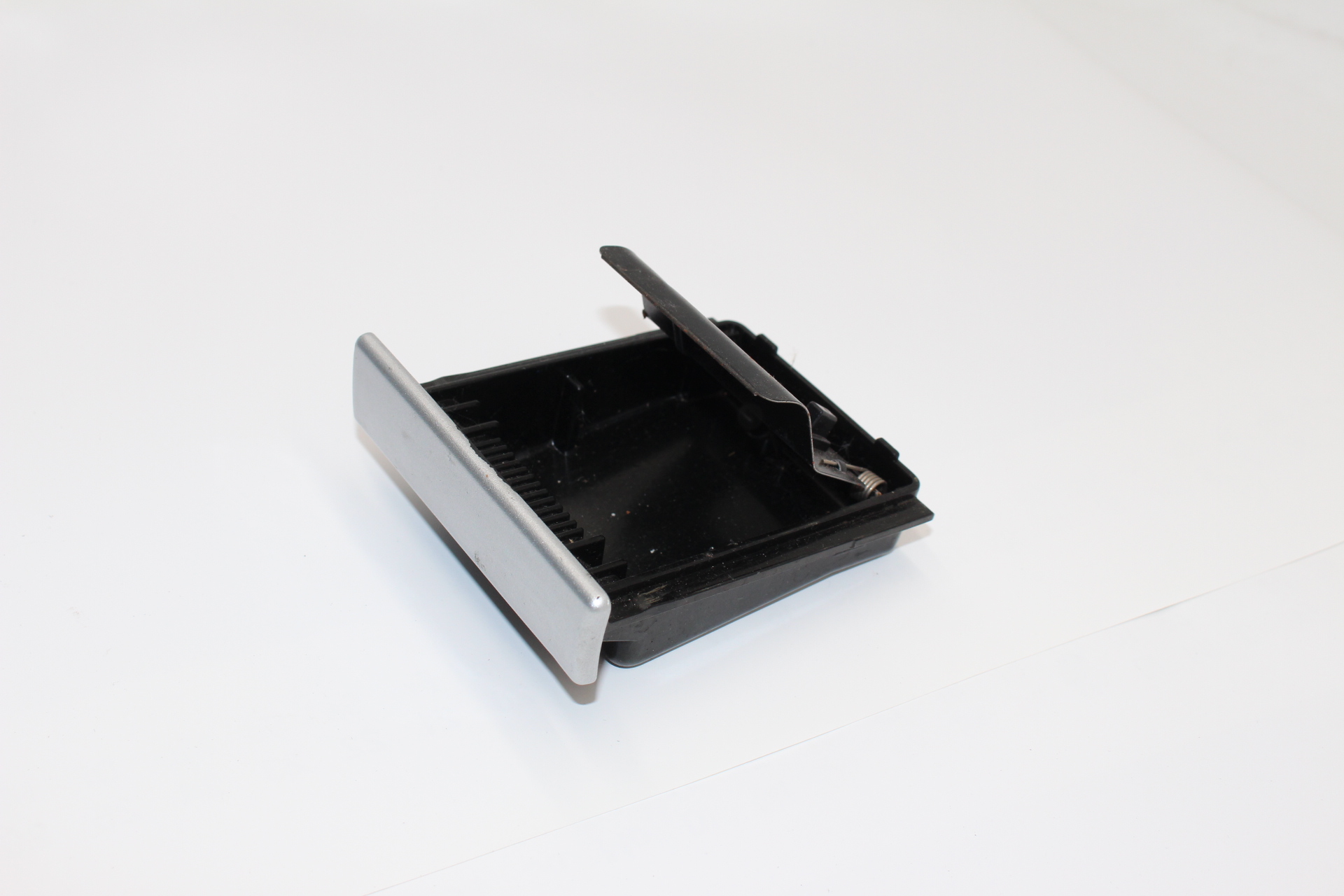 Aschenbecher für Subaru Impreza GD GG 01-04 