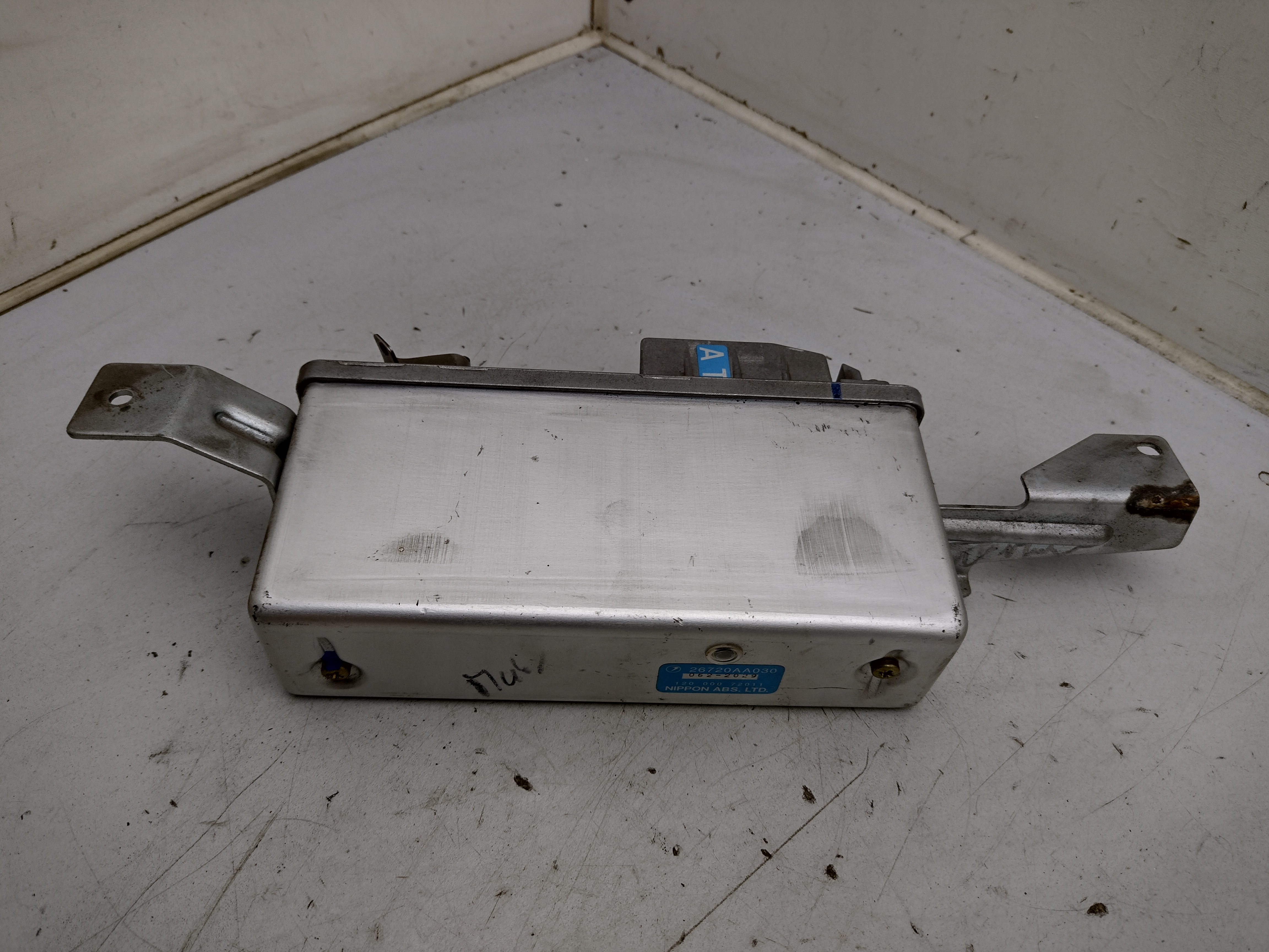 ABS Steuergerät 26720AA030 Subaru Legacy 1 BC BJF 89-94 ABS Steuergerät 26720AA030 Subaru Legacy 1 BC BJF 89-94