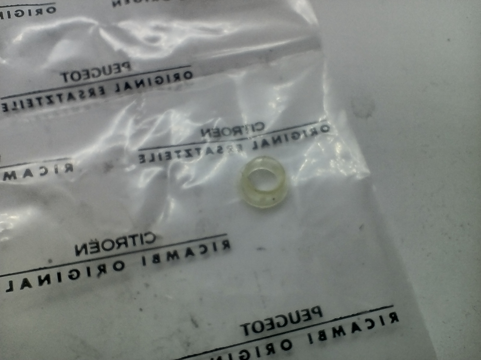 Peugeot / Citroen Dichtring 643839 NEU NOS NEW OEM Peugeot / Citroen Dichtring 643839 NEU NOS NEW OEM