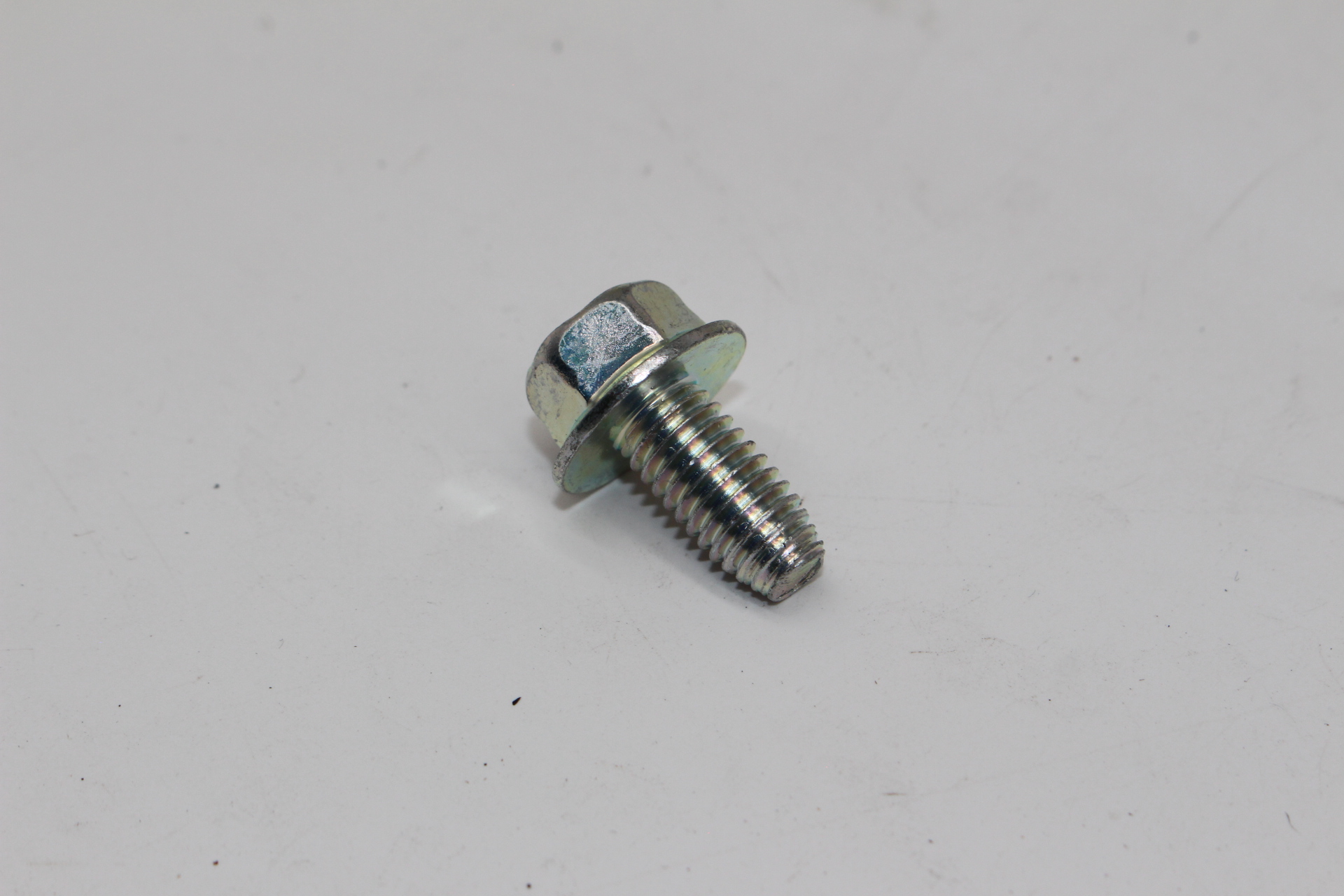 Schraube 901000045 Liftgate Hinge Bolt. PT010991 Flange Bolt. für SUBARU 1985 - 2008