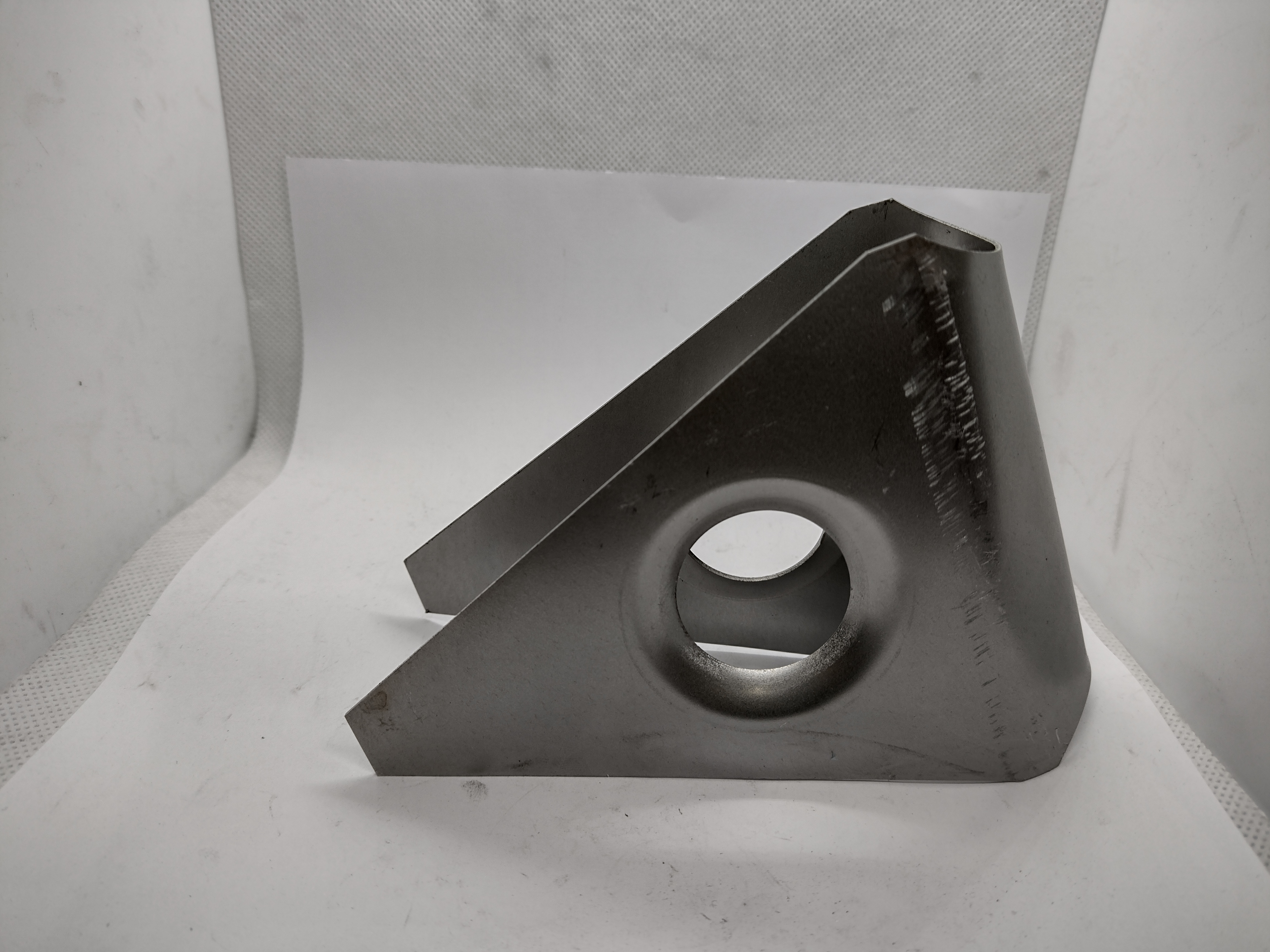 Knotenblech Überrollkäfig Stützen mit Loch 45 Grad Knotenblech Überrollkäfig Stützen mit Loch 45 Grad