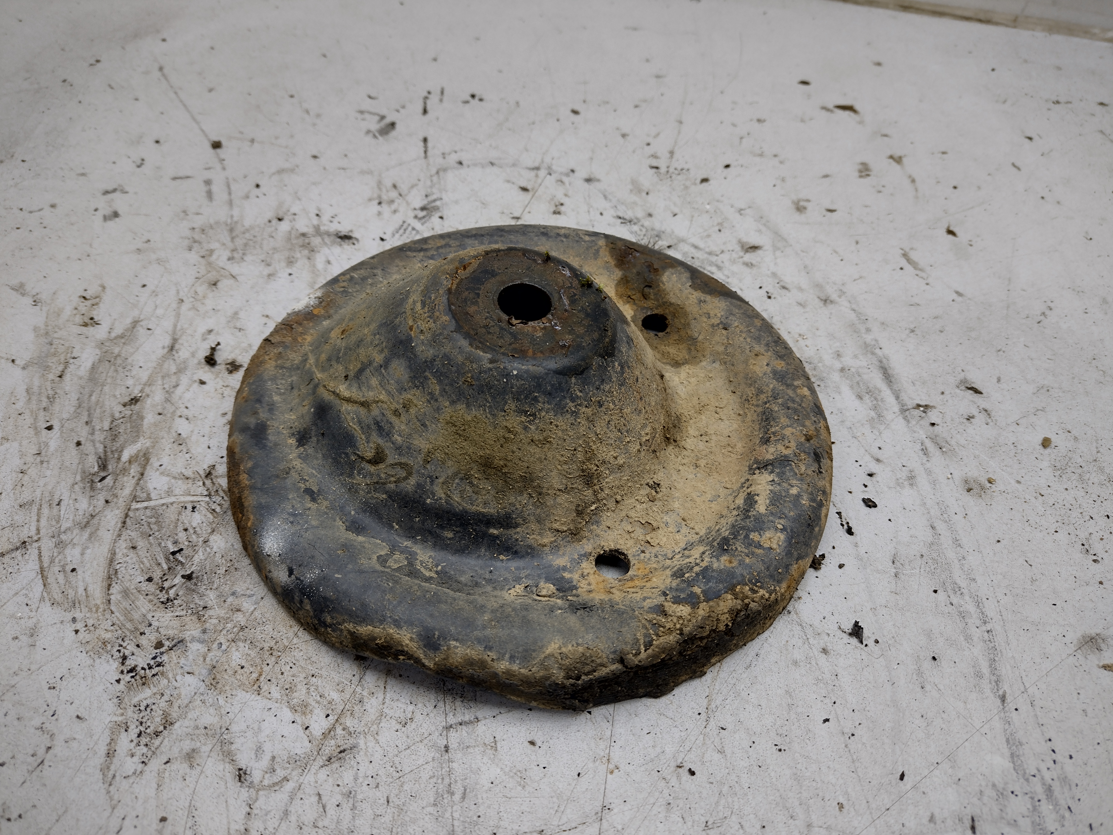 Federteller vorne für Subaru Impreza GC8 GF8 GD GG Federteller vorne für Subaru Impreza GC8 GF8 GD GG