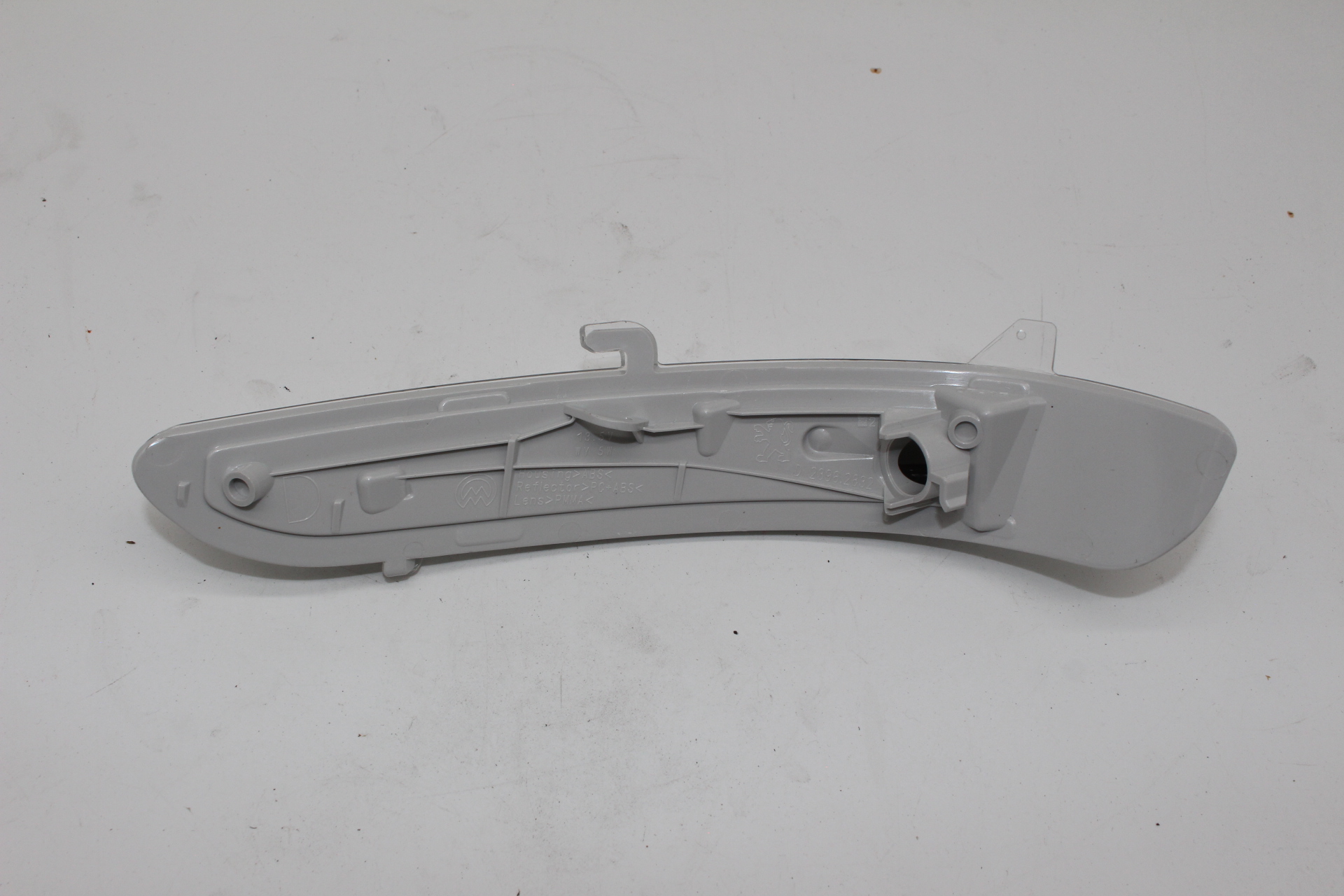 Citroen C3 III / Peugeot 208 2008 / Opel CORSA F Blinker im Außenspiegel rechts 1607512680 NOS NEW OEM