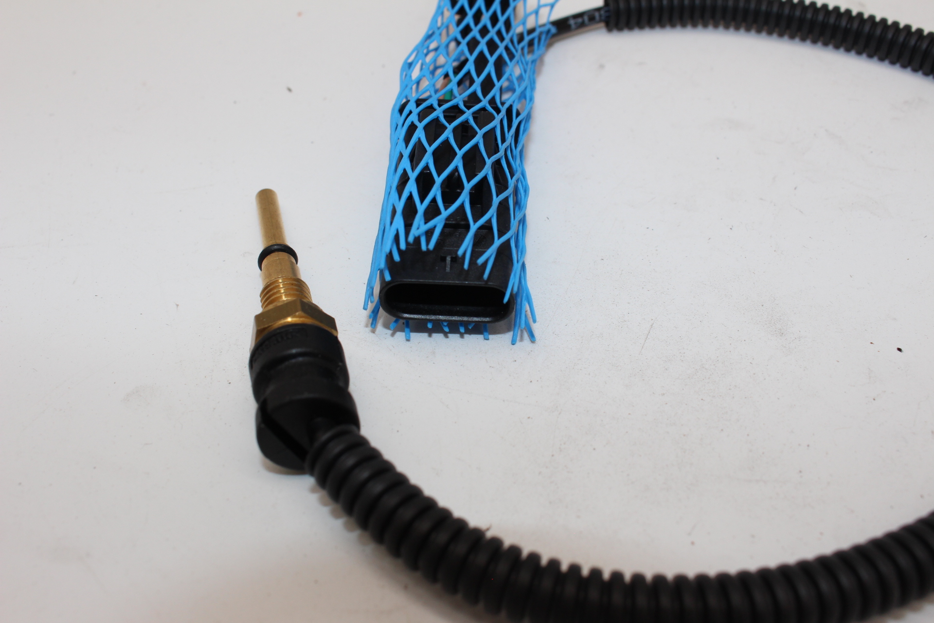 Peugeot / Citroen Kühlmitteltemperatursensor mit Y-Kabel für Einspritzanlage 1611178280 NOS NEW OEM