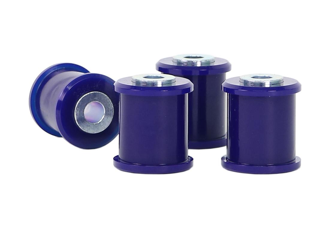 SuperPro Laengslenker Buchse Set für Hdt Commodore VC/VH / Holden Calais VE/VF / Caprice WM/WN / Commodore VE/VF u.a.