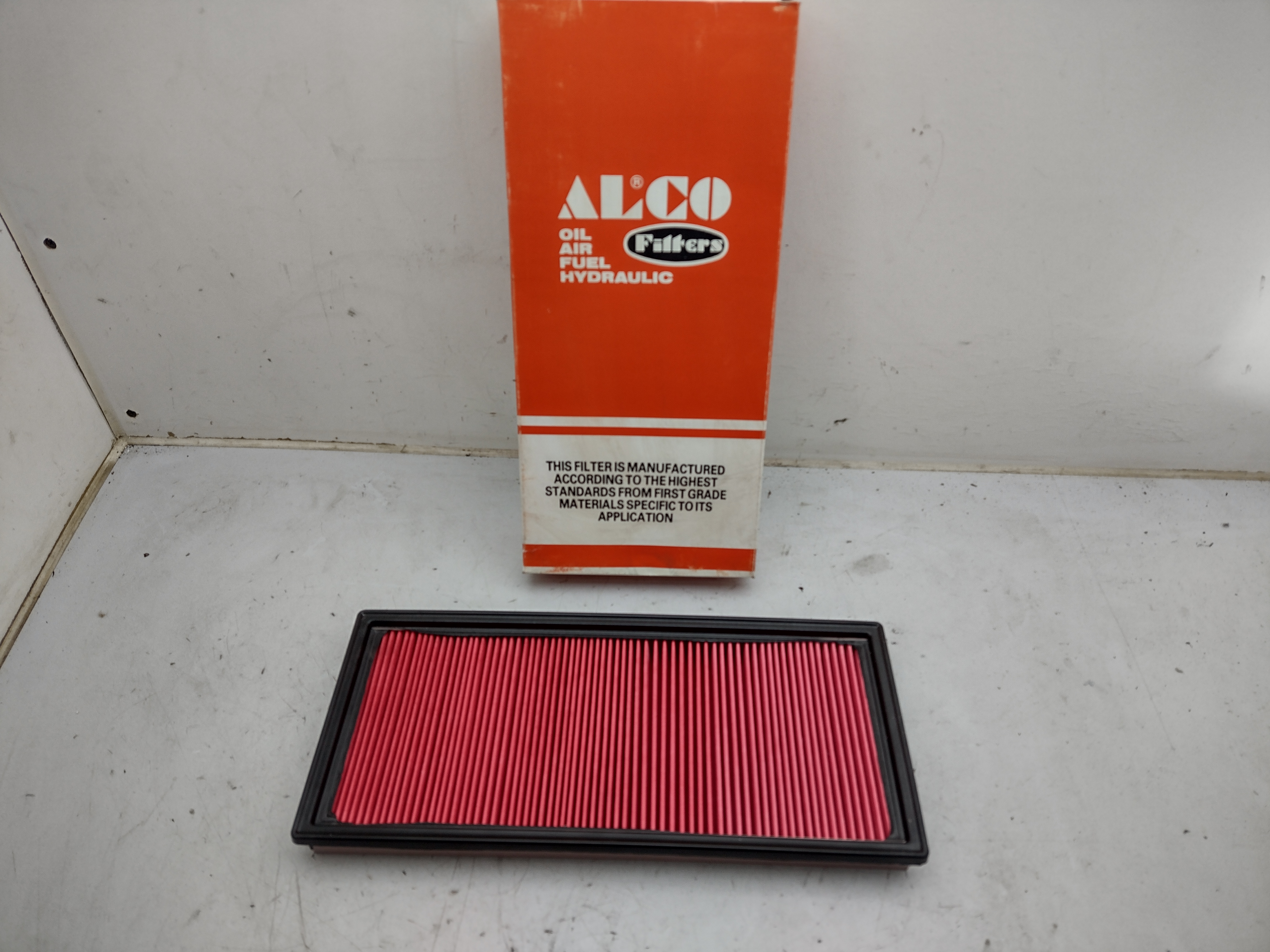 ALCO Luftfilter MD-9692 für Subaru 16546-AA070  Legacy 3 BE BH