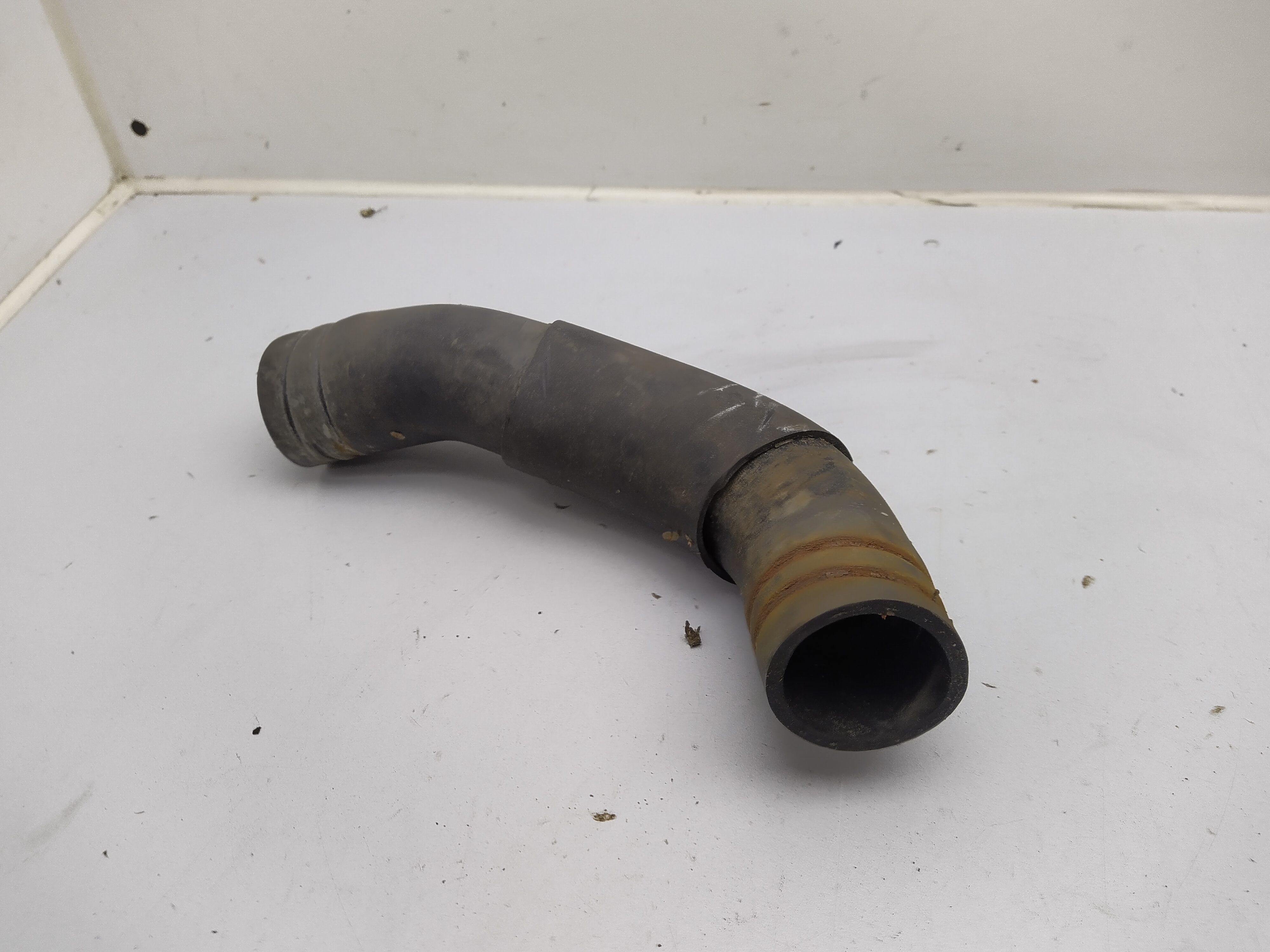 Kühlwasserschlauch unten für Subaru Impreza GC8 GF8 Kühlwasserschlauch unten für Subaru Impreza GC8 GF8