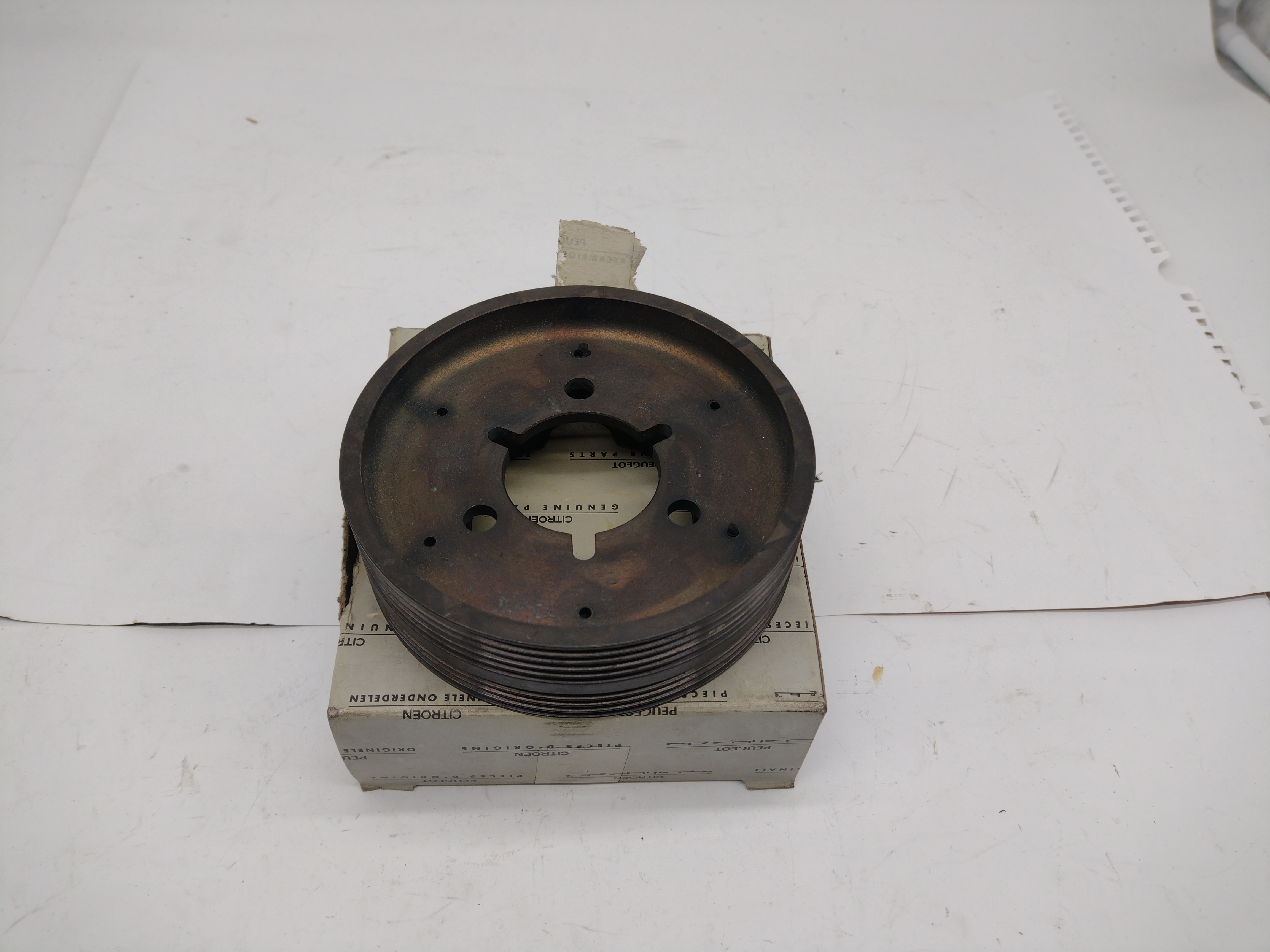 Peugeot / Citroen Riemenscheibe 0515K0 NEU NOS NEW OEM Peugeot / Citroen Riemenscheibe 0515K0 NEU NOS NEW OEM