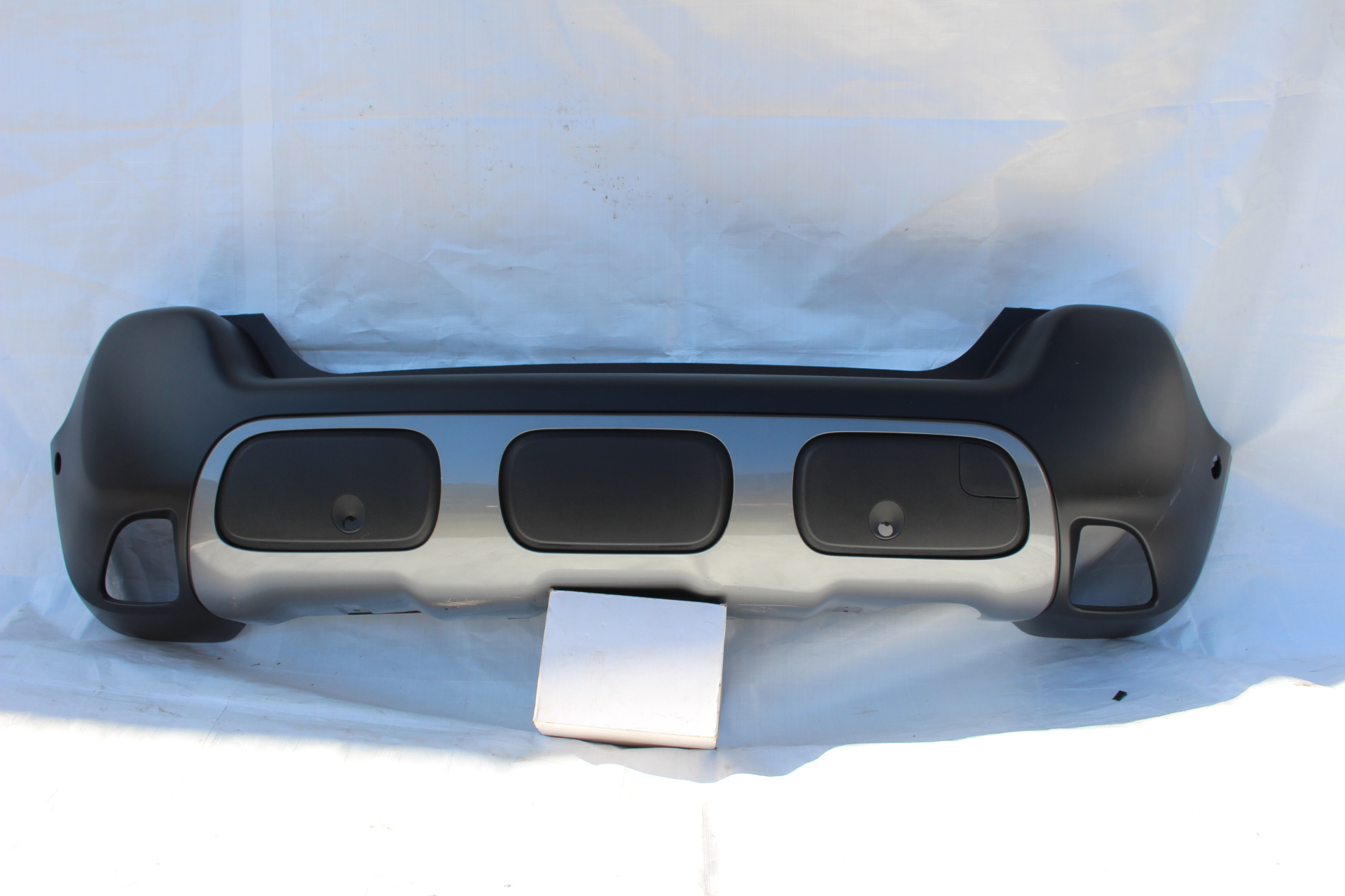 Original Citroen C3 Aircross II Stoßstange hinten 1632593080 NEX PDC Toter-Winkel NEU