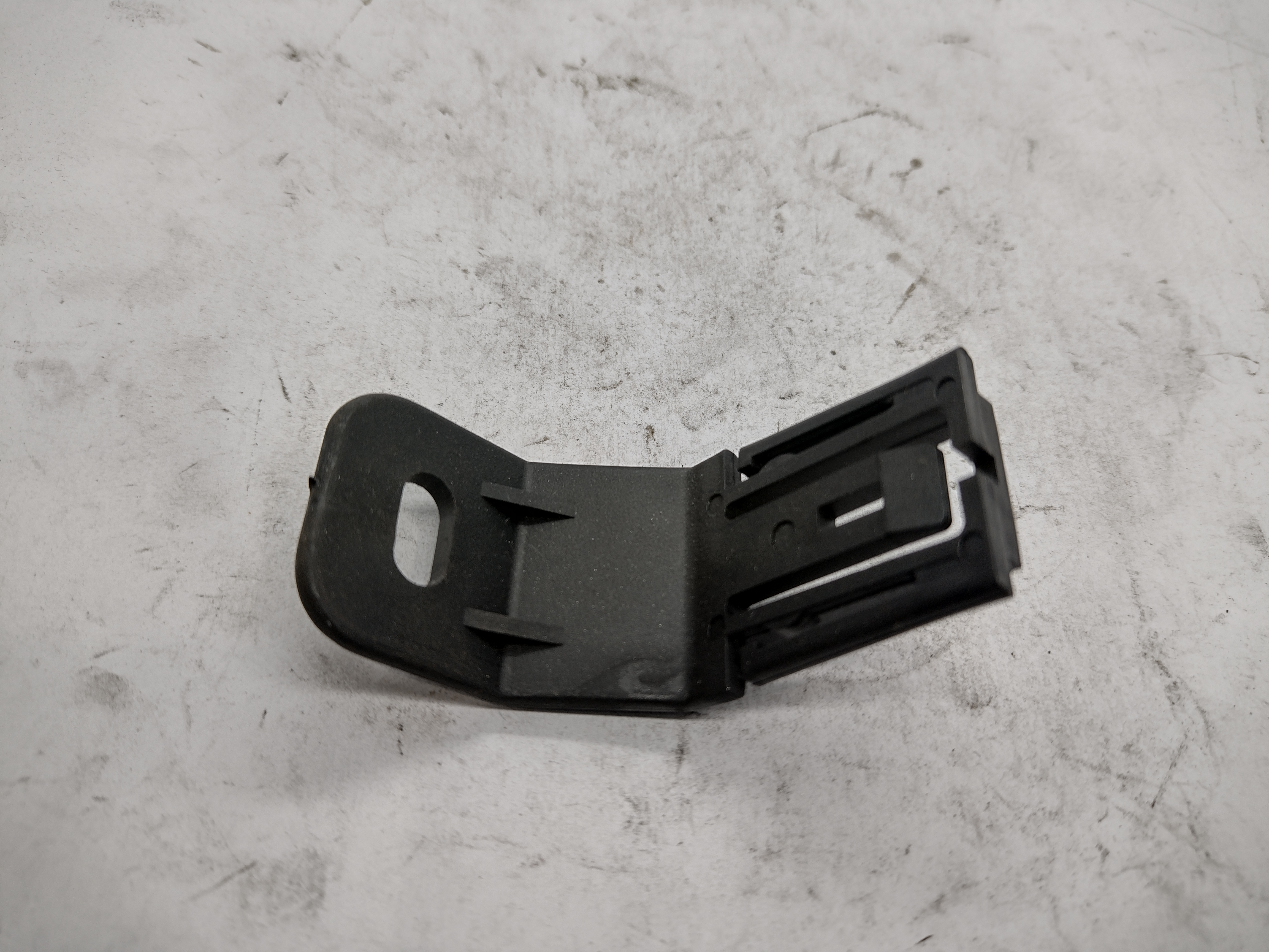 Peugeot / Citroen Halter 156886 NEU NOS NEW Peugeot / Citroen Halter 156886 NEU NOS NEW