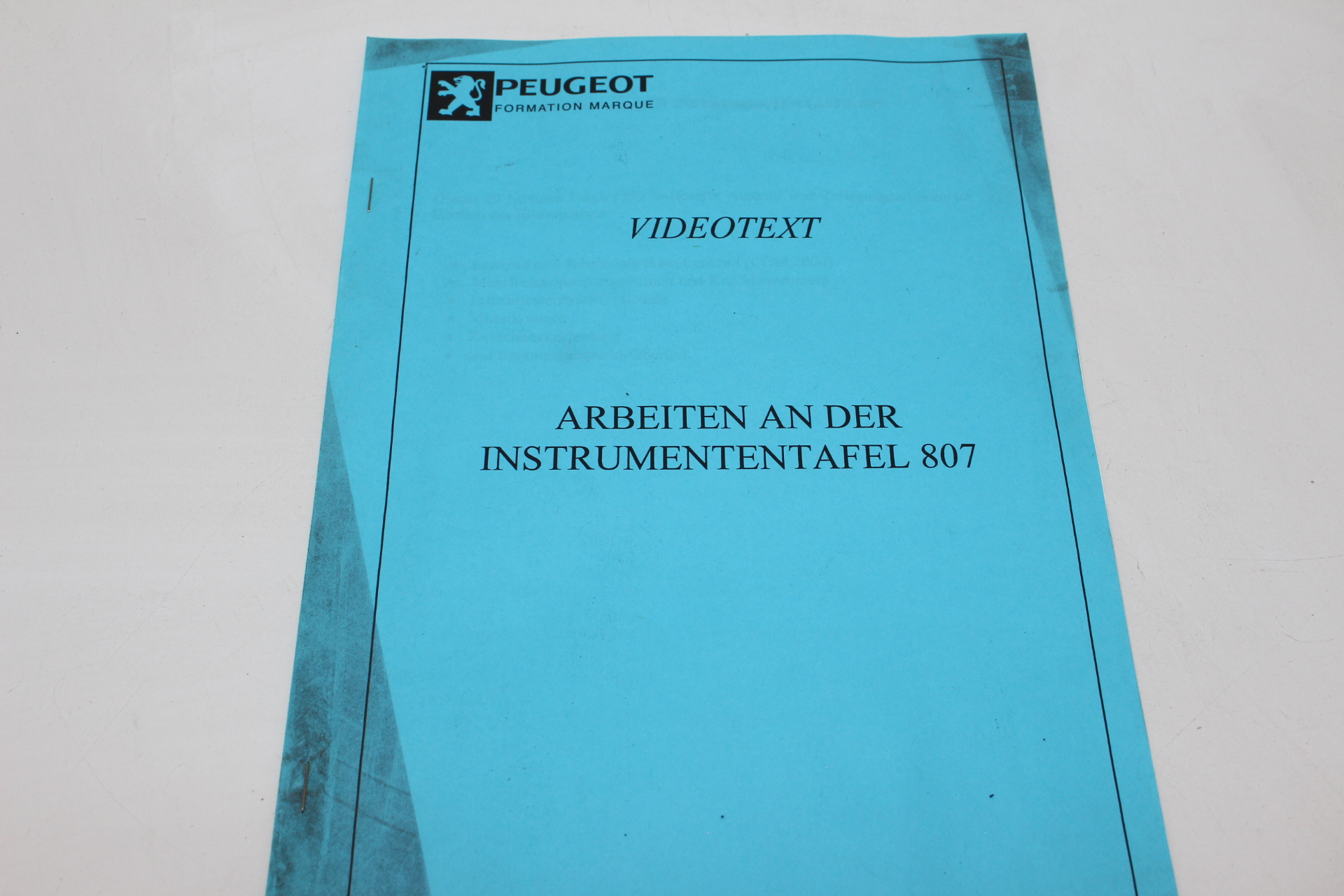 Peugeot Lehrvideokassette – ARBEITEN AN DER INSTRUMENTENTAFEL 807