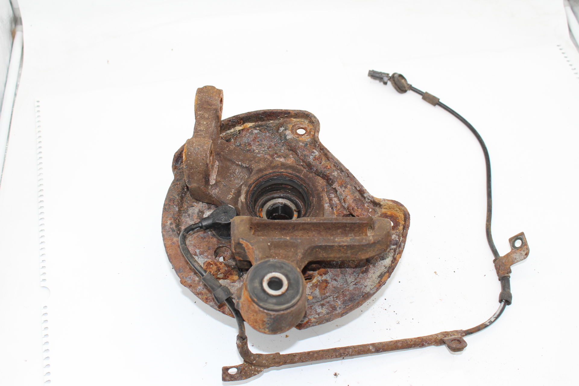 Achsschenkel Radlagergehäuse ABS Sensor hinten rechts für Subaru Impreza GC GF Legacy BC BJF BD BG Forester SF