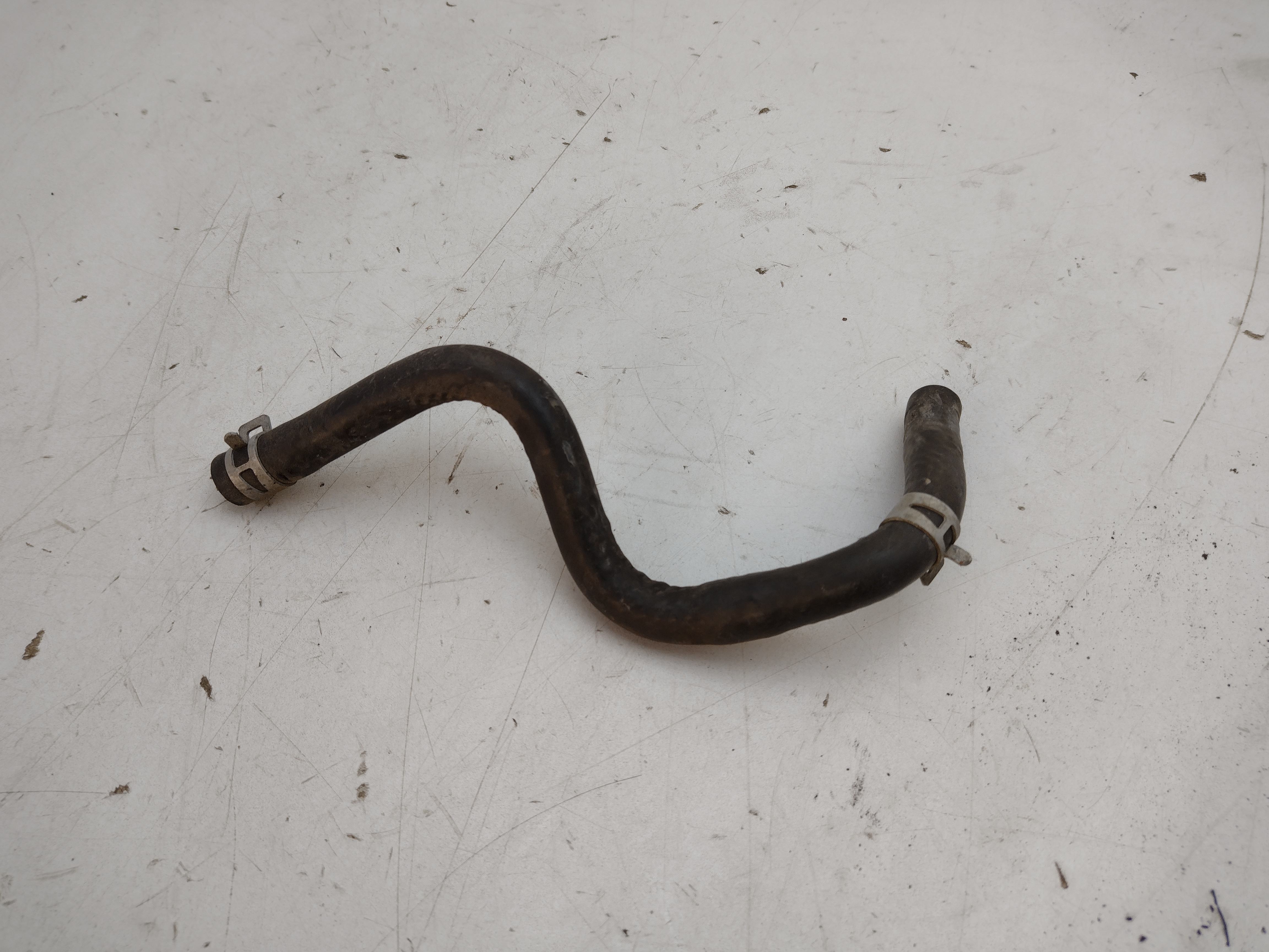 Schlauch Leitung zum Bremskraftverstärker für Subaru Impreza GF8 93-00 Schlauch Leitung zum Bremskraftverstärker für Subaru Impreza GF8 93-00
