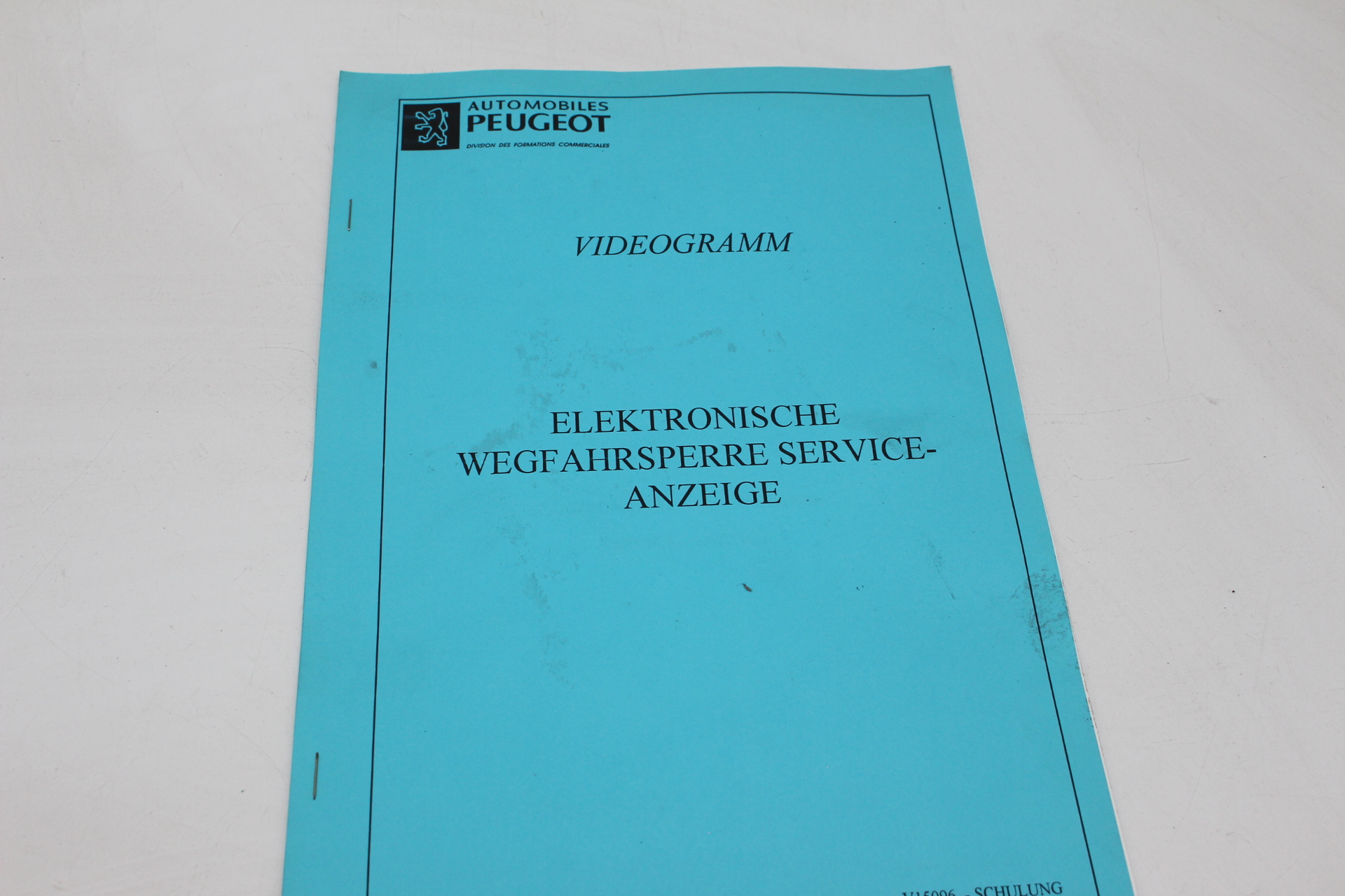 Peugeot Lehrvideokassette – ELEKTROSCHALTUNG WEGFAHRSPERRE, SERVICE-ANZEIGE