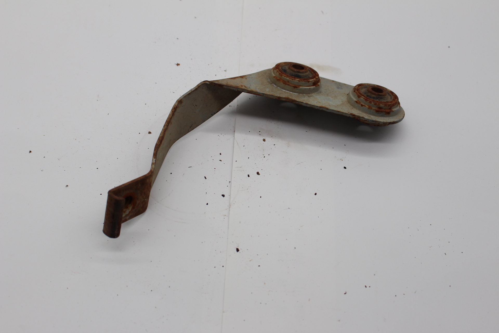 Auspuffhalter am Getriebe für Subaru Impreza GC / GF 1993–2000