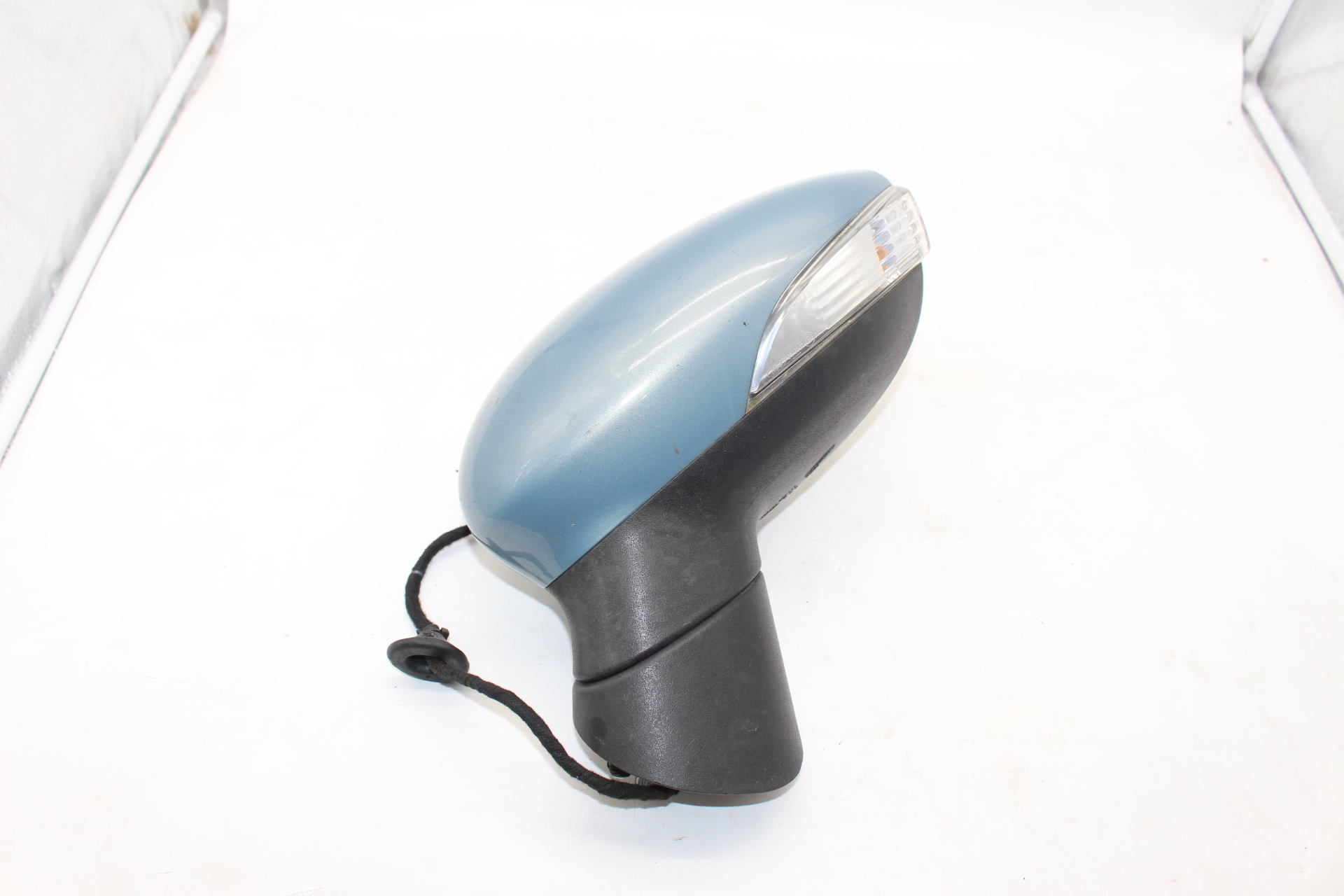 Außenspiegel Seitenspiegel links elektr./Blinker Ford Fiesta VI LH 4202-012