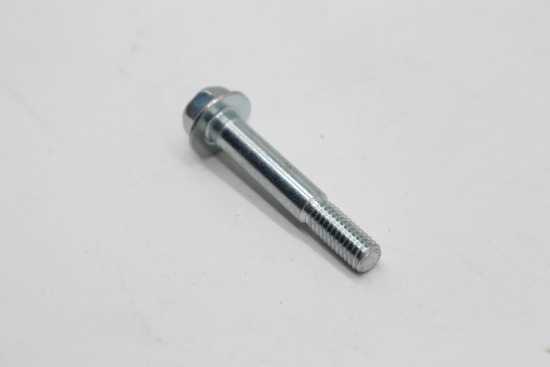 Schraube Nockenwellenbock M6 808106180 für Subaru Impreza (GT/WRX/STI), Forester, Legacy/Outback 