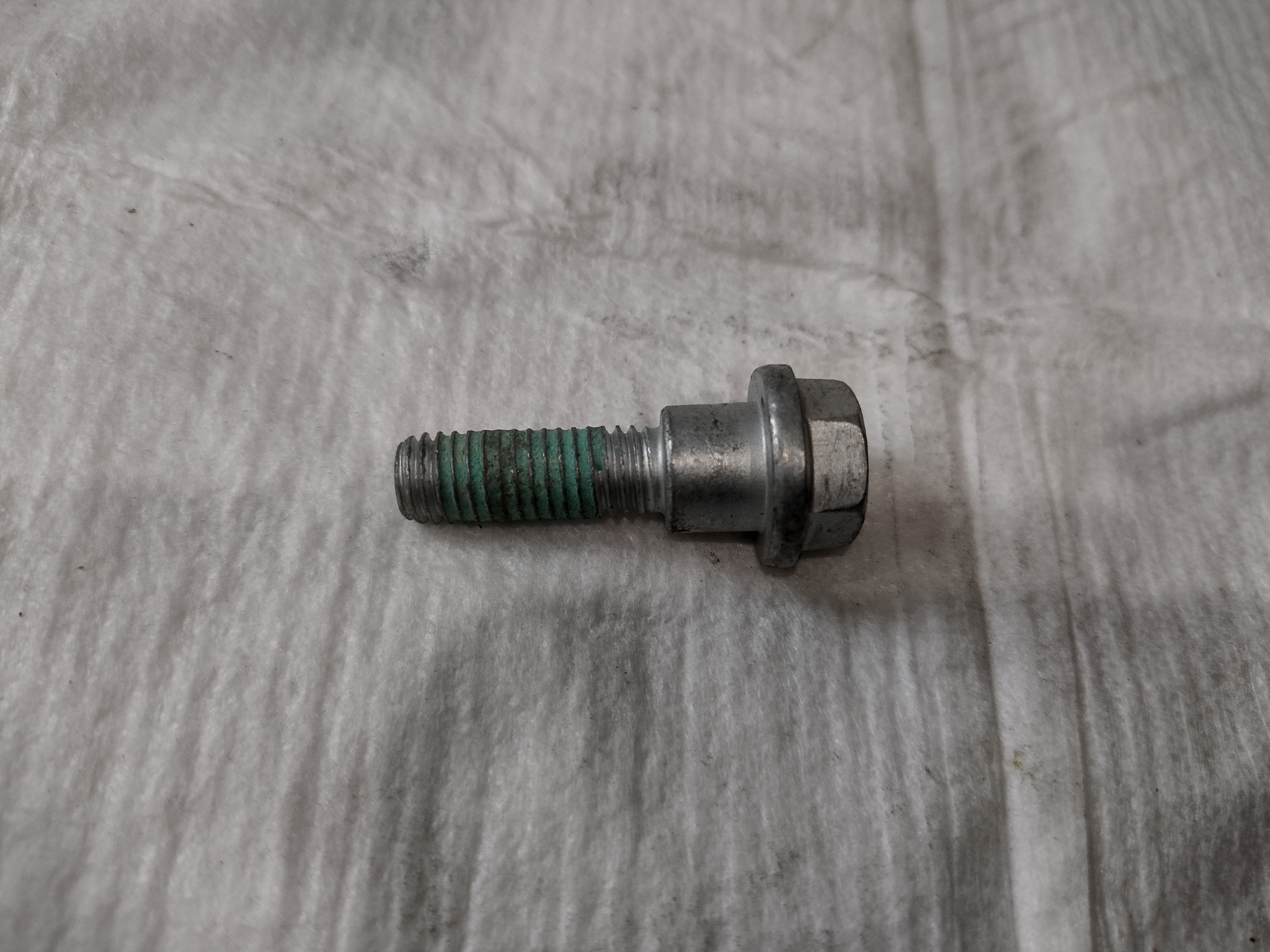 Peugeot / Citroen Schraube M8x125 401063 NEU NOS NEW