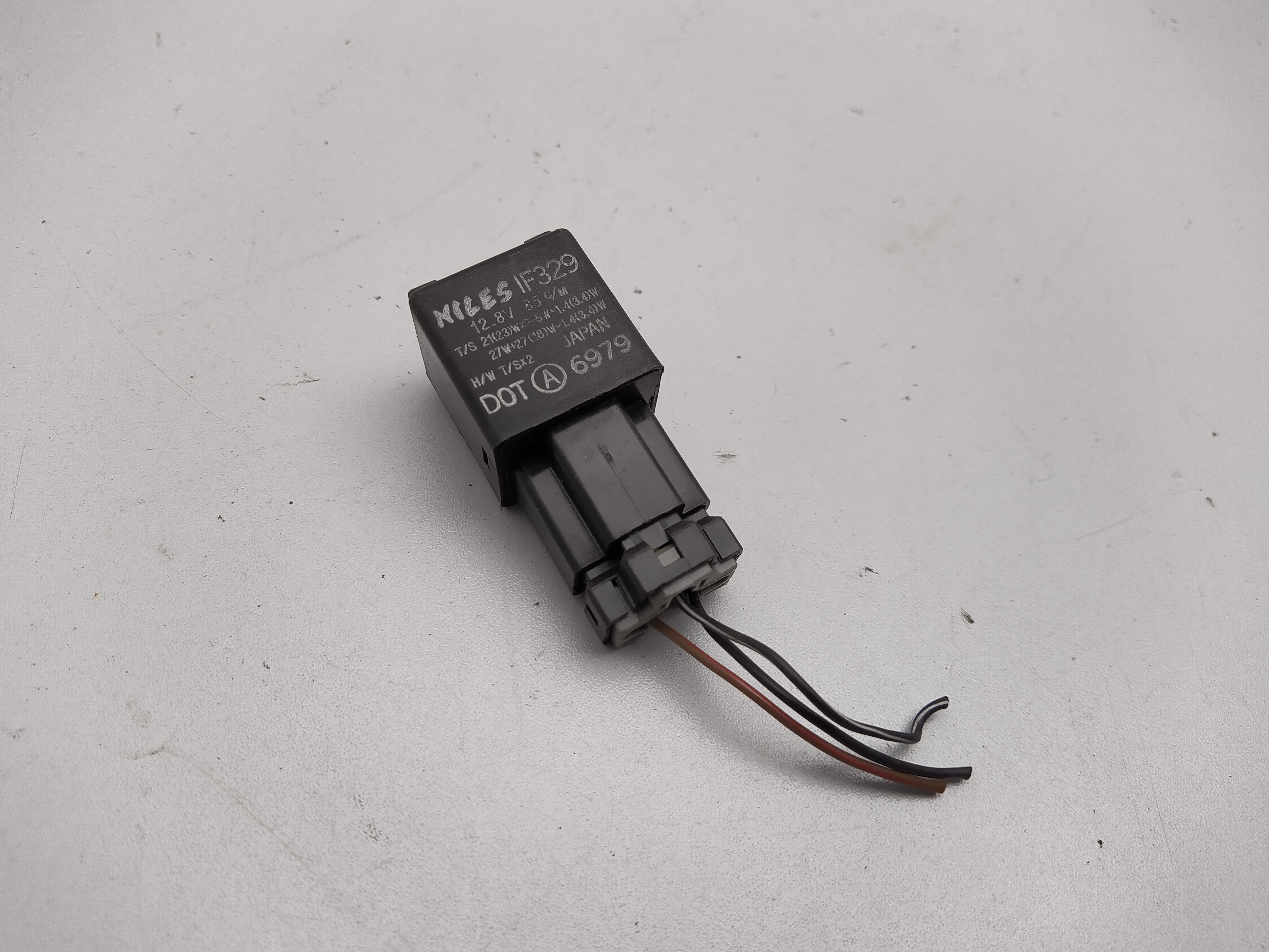 Niles IF329 Relais für Subaru Niles IF329 Relais für Subaru