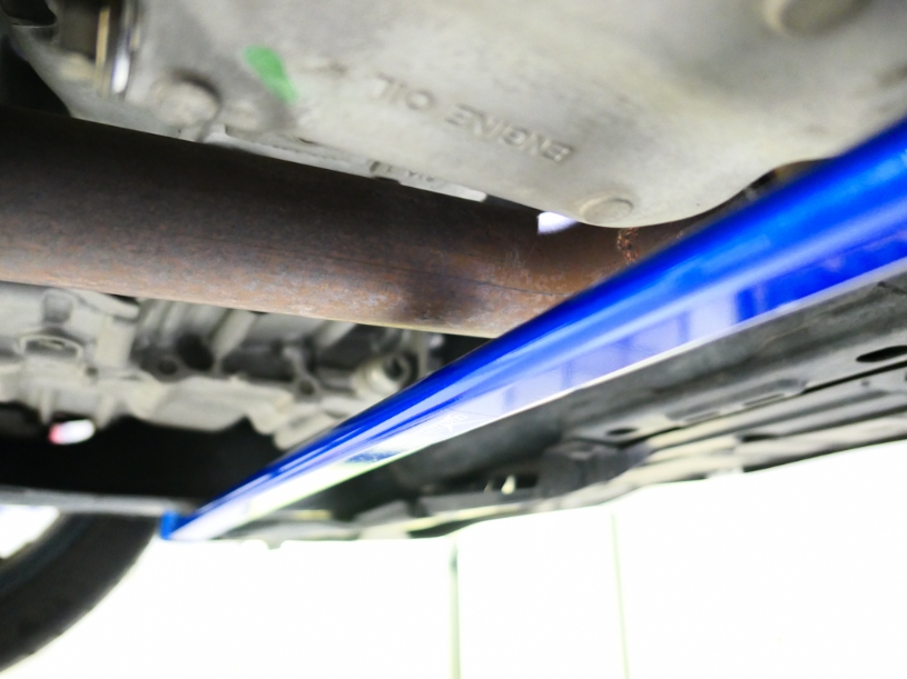 Hardrace Strebe unten vorne für Honda Civic 8. FD, Civic 9. FG, FB