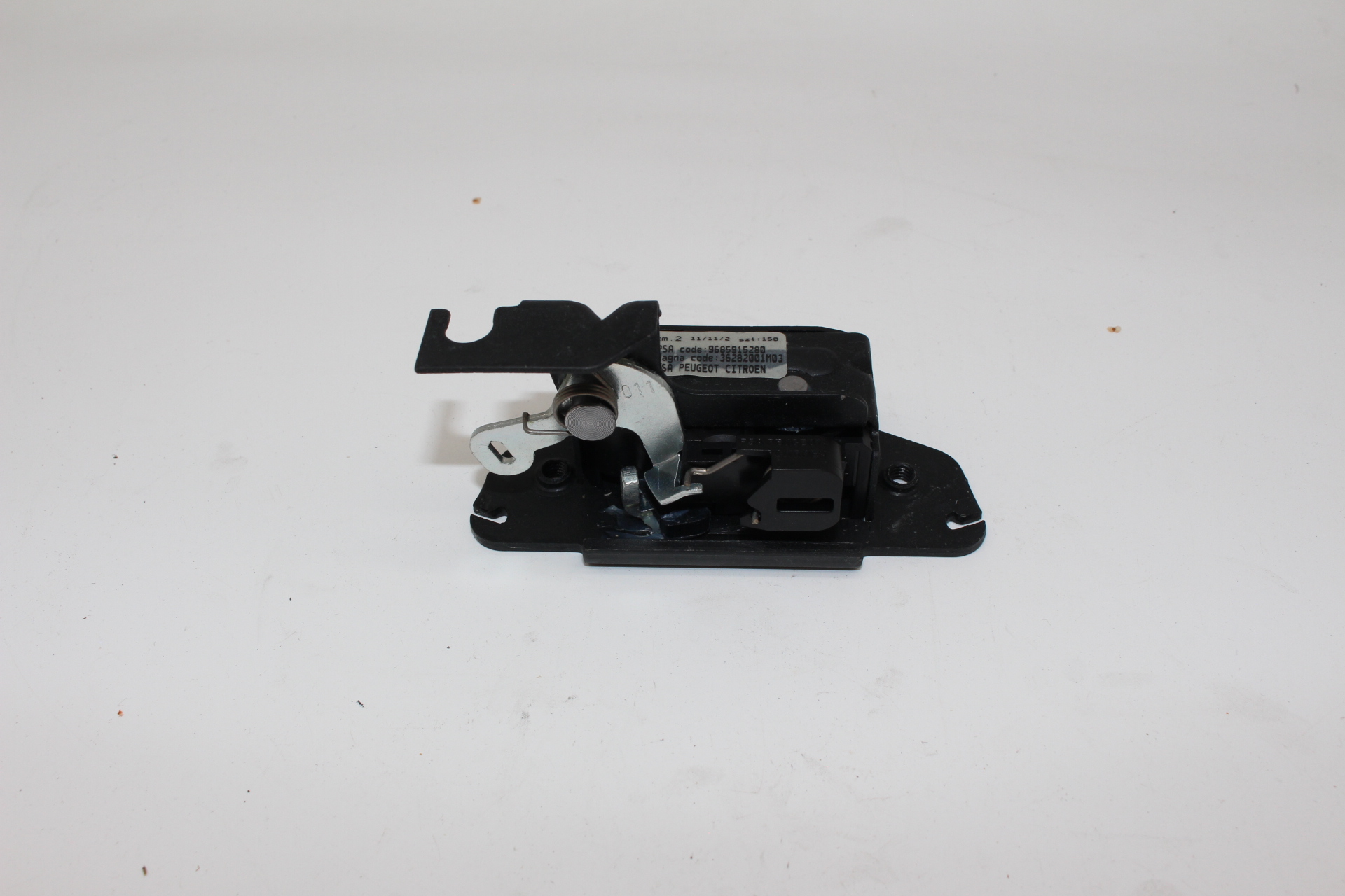 Peugeot / Citroen Heckklappenschloss 8719F7 NOS NEW OEM