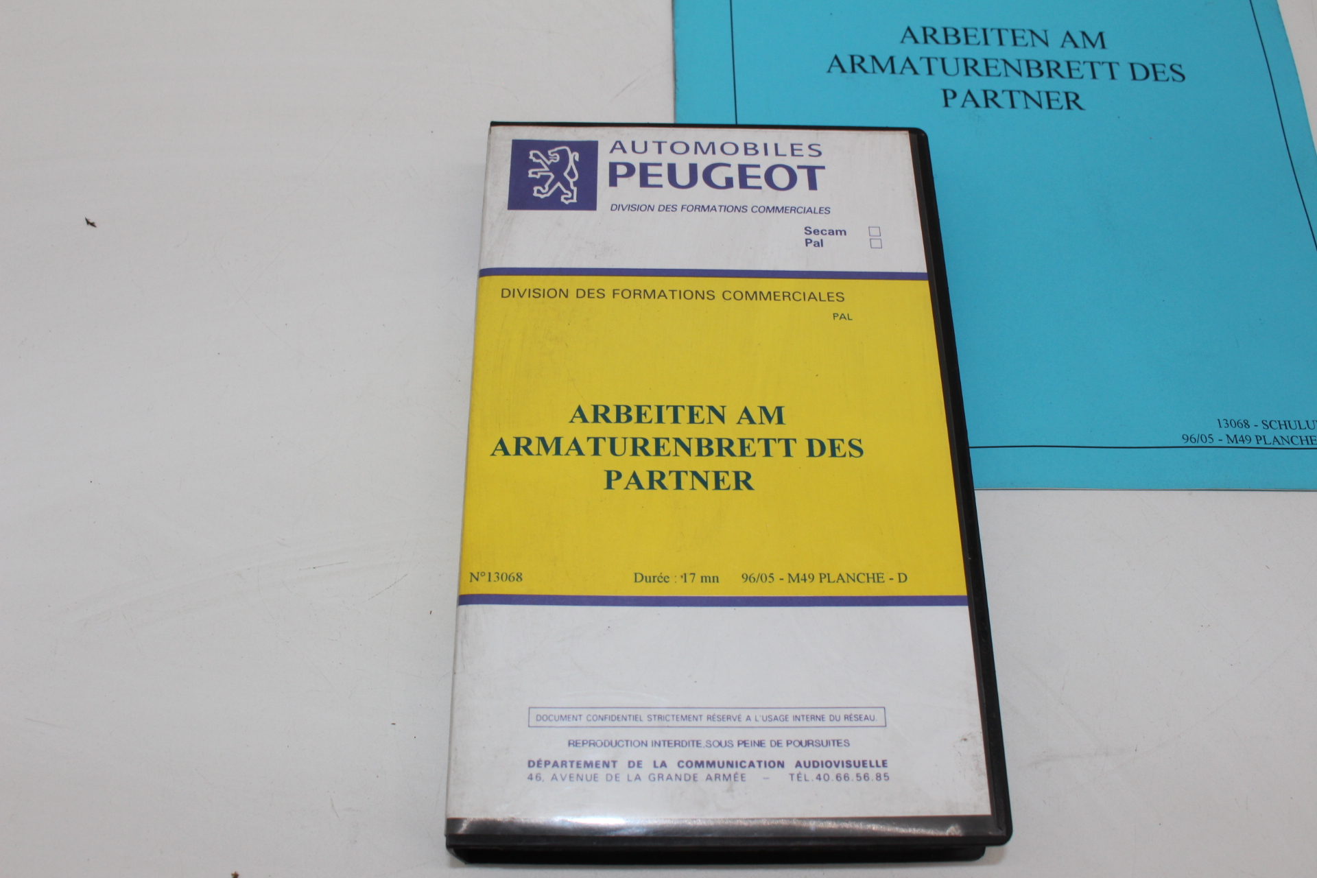 Peugeot Lehrvideokassette – ARBEITEN AM ARMATURENBRETT DES PARTNER