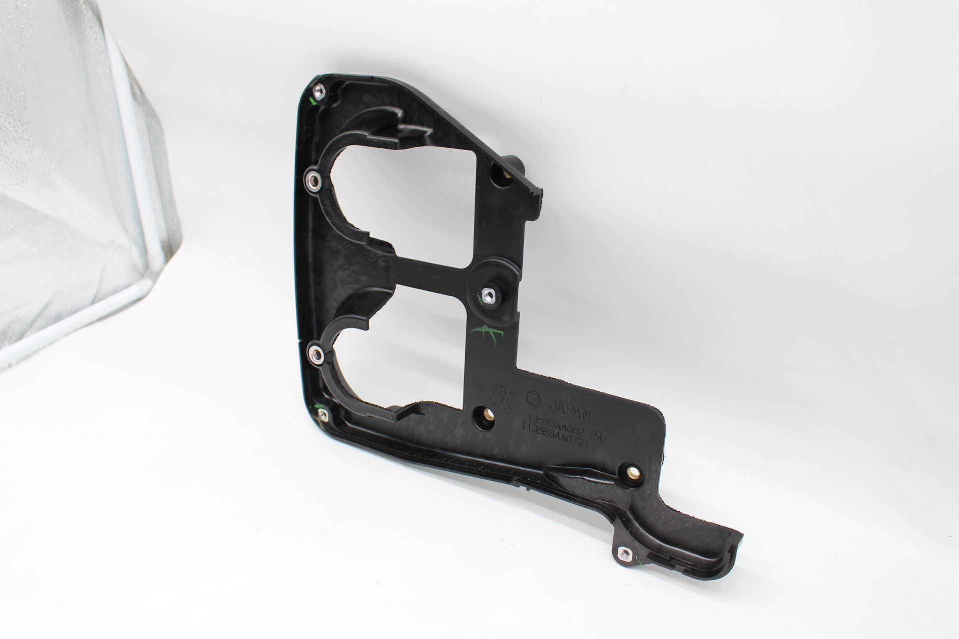 Zahnriemenabdeckung Hinten Rechts 13568AA072 für SUBARU IMPREZA GC8 V1-4