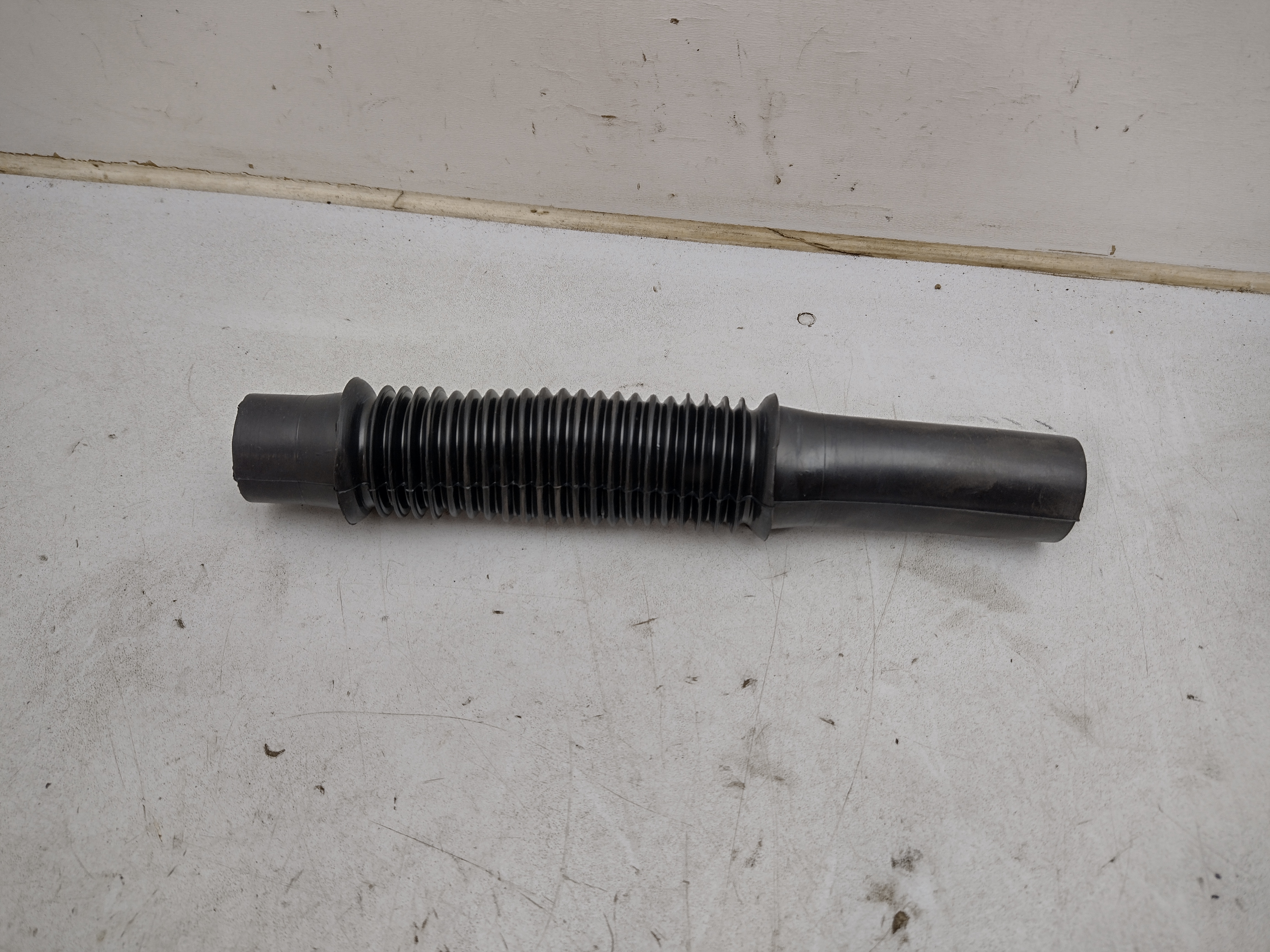 Peugeot 305 305 II Schlauch 653805 NOS NEW OEM Peugeot 305 305 II Schlauch 653805 NOS NEW OEM