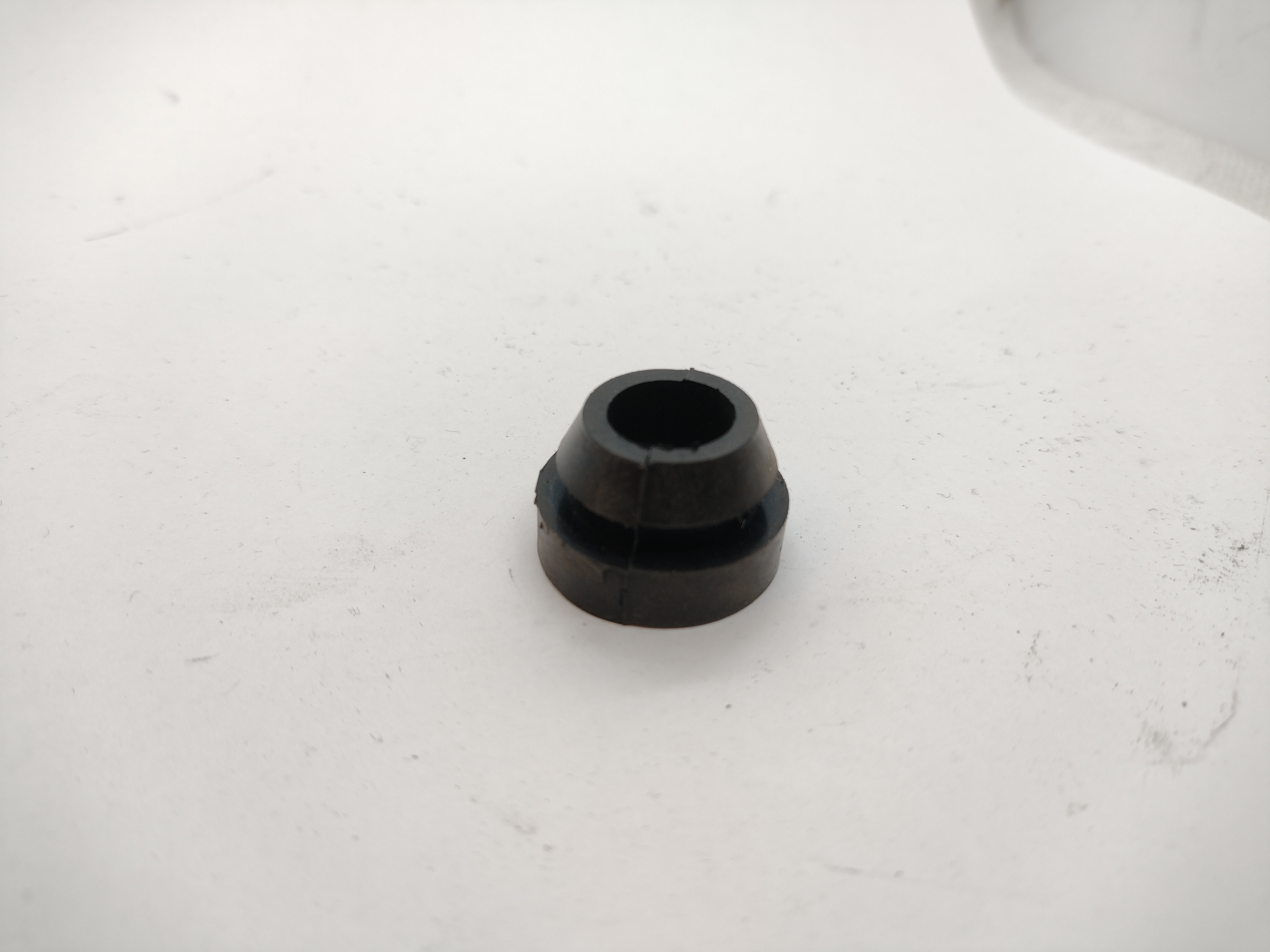 Peugeot / Citroen Lagerung, Kühler 038256 NEU NOS NEW OEM Peugeot / Citroen Lagerung, Kühler 038256 NEU NOS NEW OEM